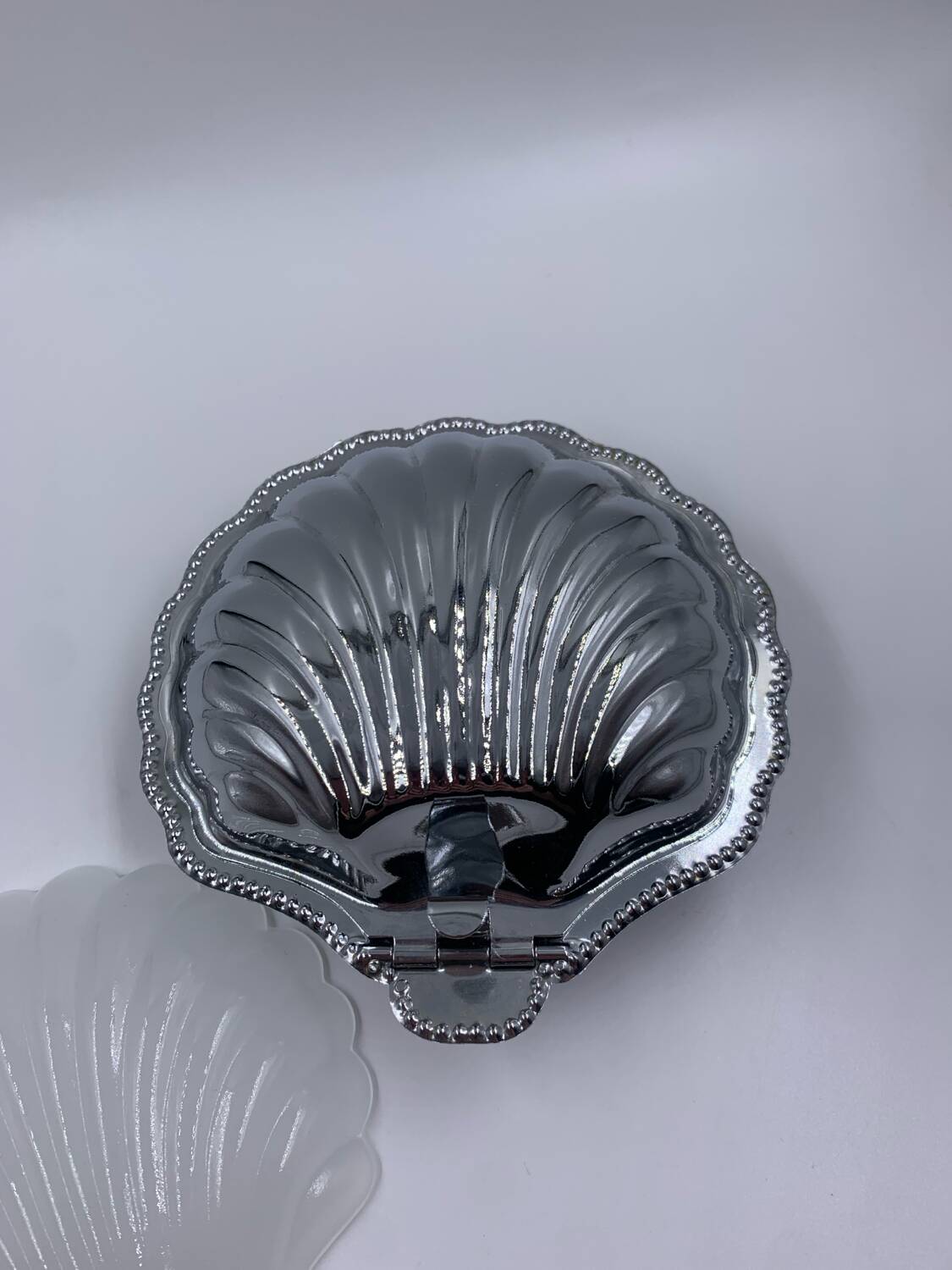 Caviar or butter bowl