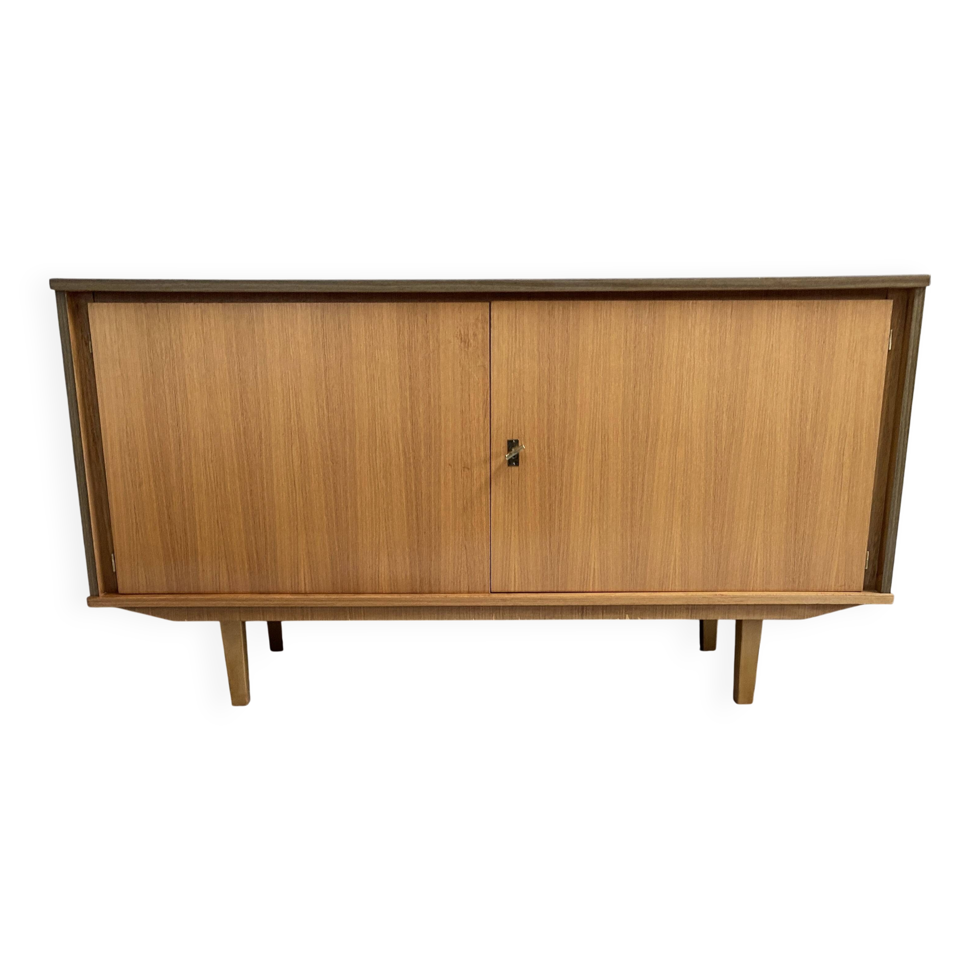 Buffet en bois à 2 portes de Suède