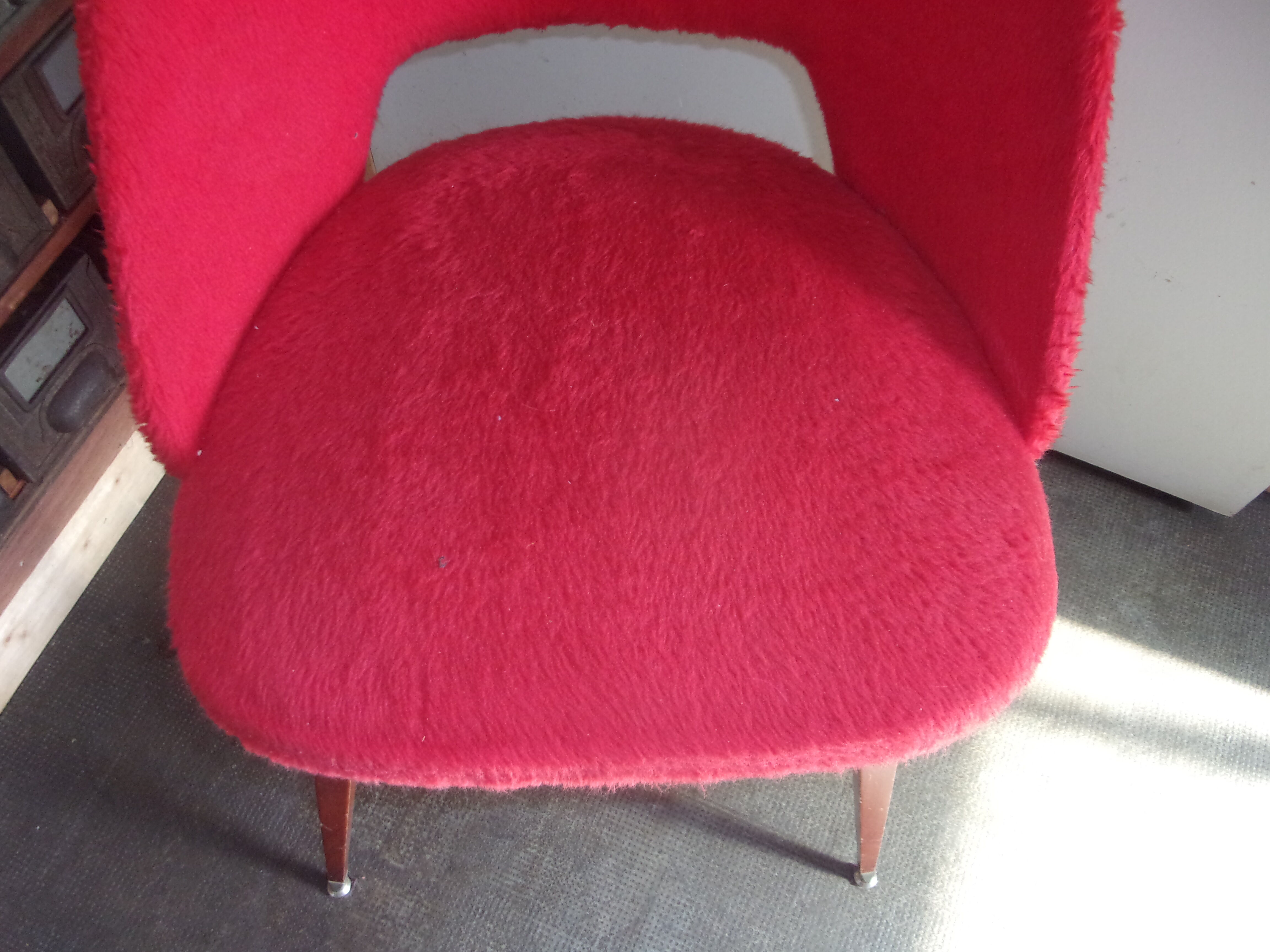 red moumoutte fabric chair 1960