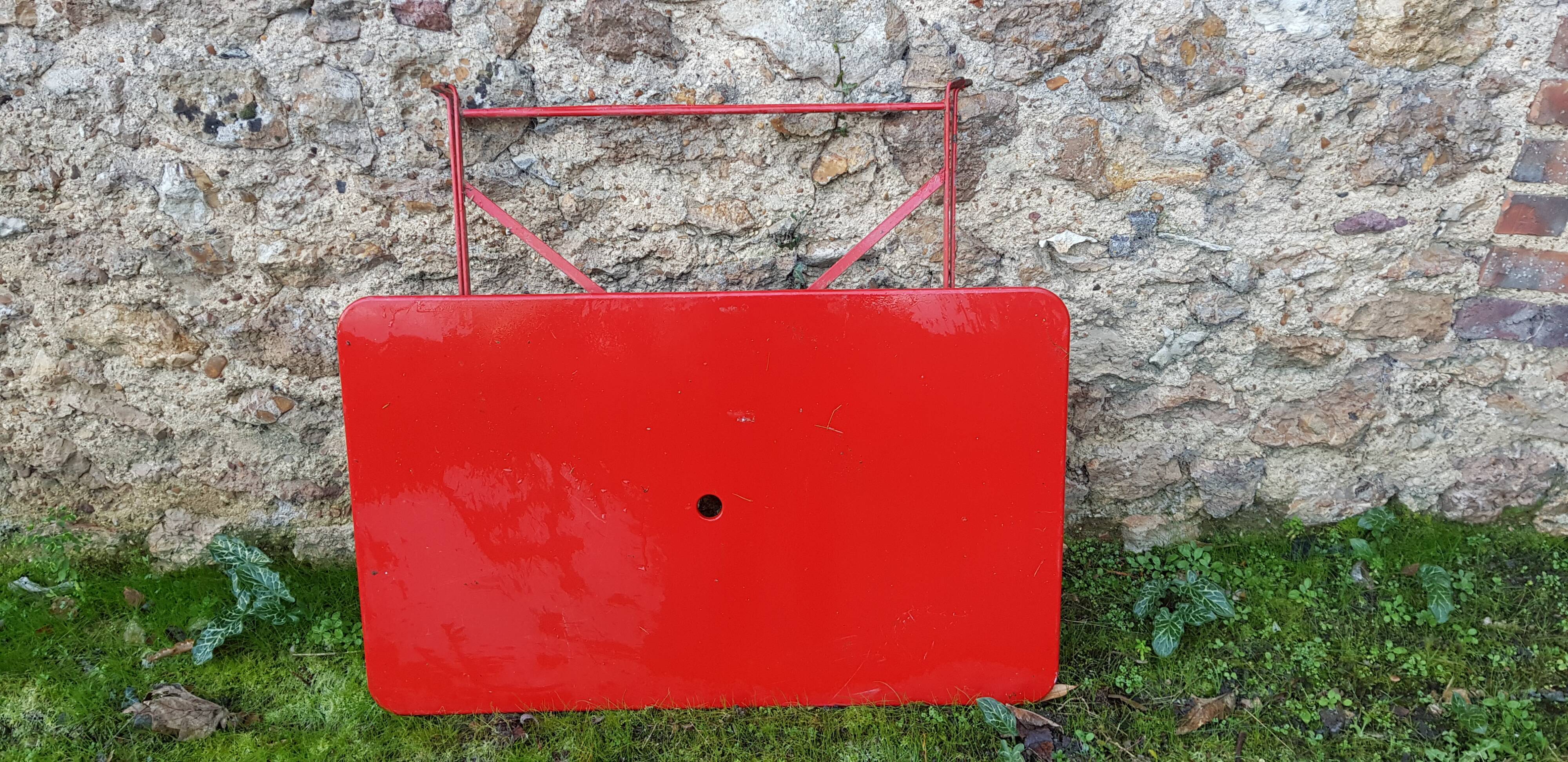 Red garden iron table