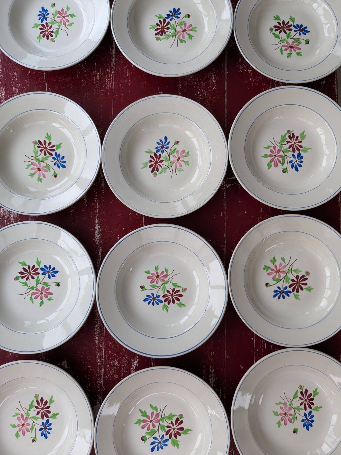 Set of 12 VF Paris soup plates