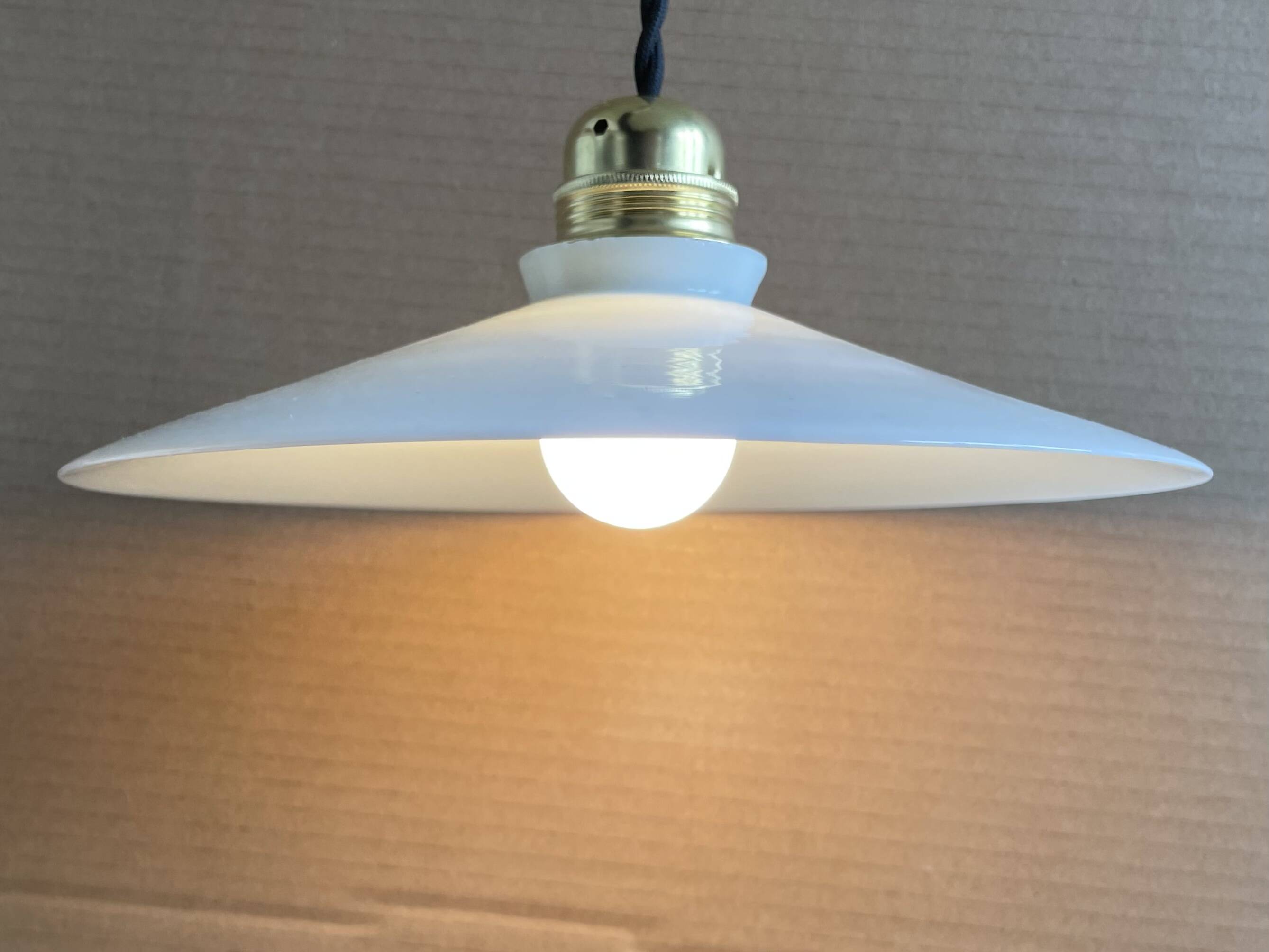 Suspension opaline ancienne
