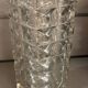 Vase en verre moulé