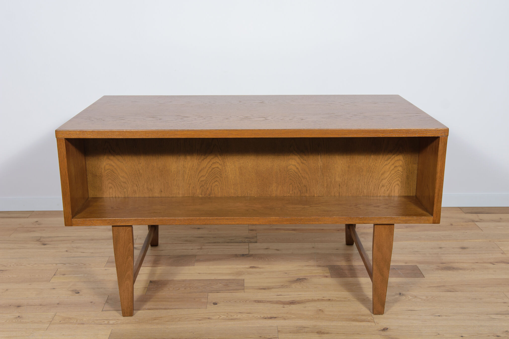 Mid-century freestanding oak desk, 1960s