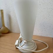 Lampe à poser en opaline Art déco
