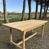 Beautiful solid oak farmhouse table