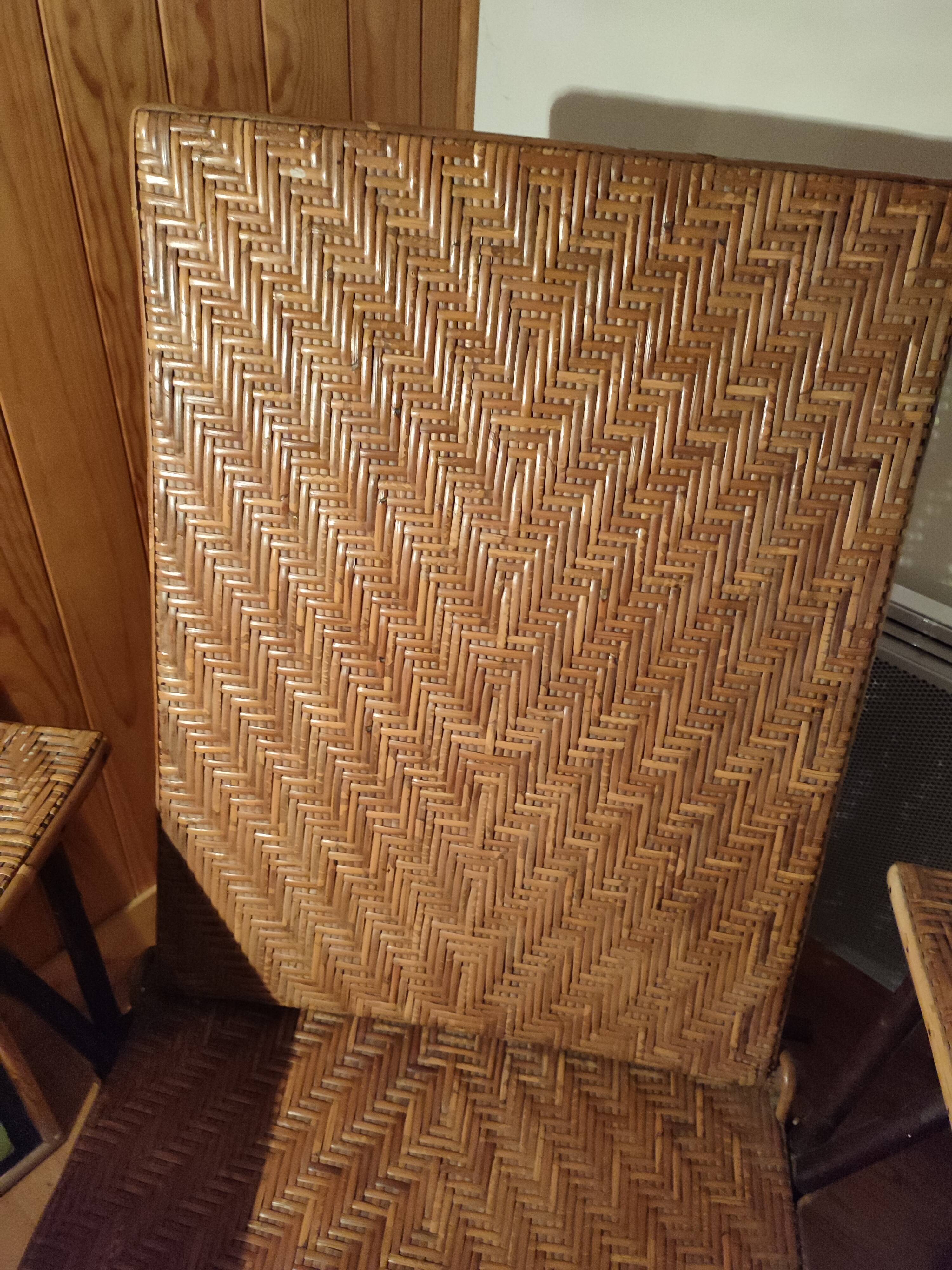 Braided rattan chaise longue 1920-30