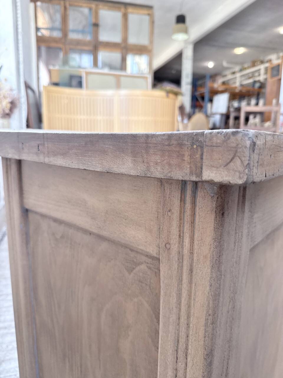 Walnut trade counter 2m5