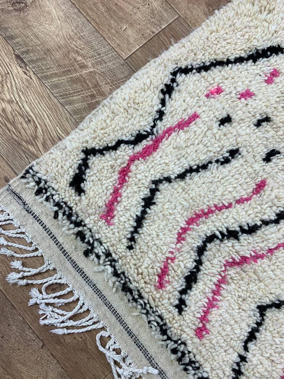 Handmade Moroccan Berber rug 255 X 146 CM