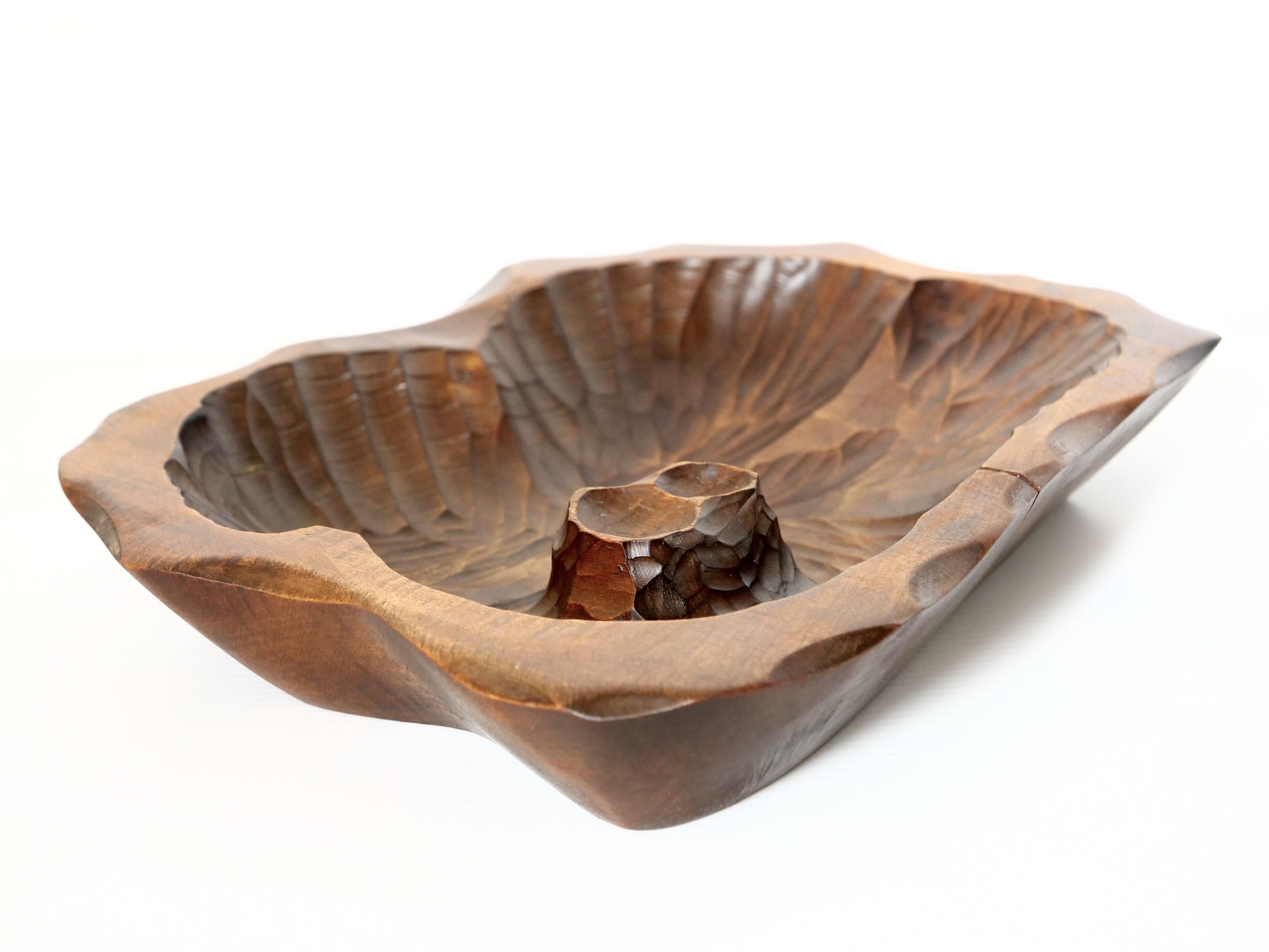 Brutalist dish in vintage gougé wood
