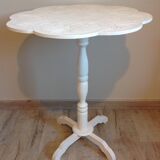 White side table in painted wood and decorated top
