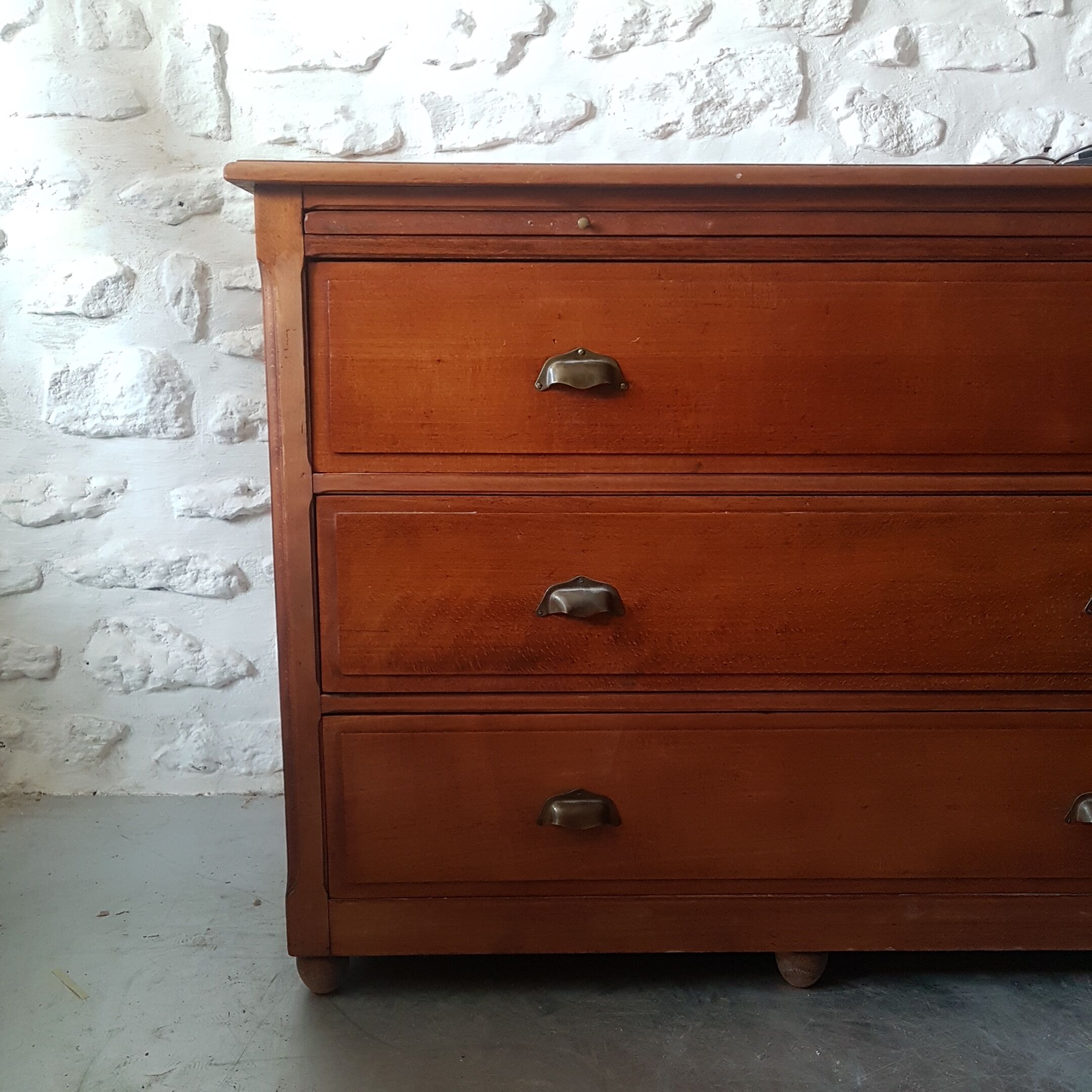 Furniture from craft to drawers