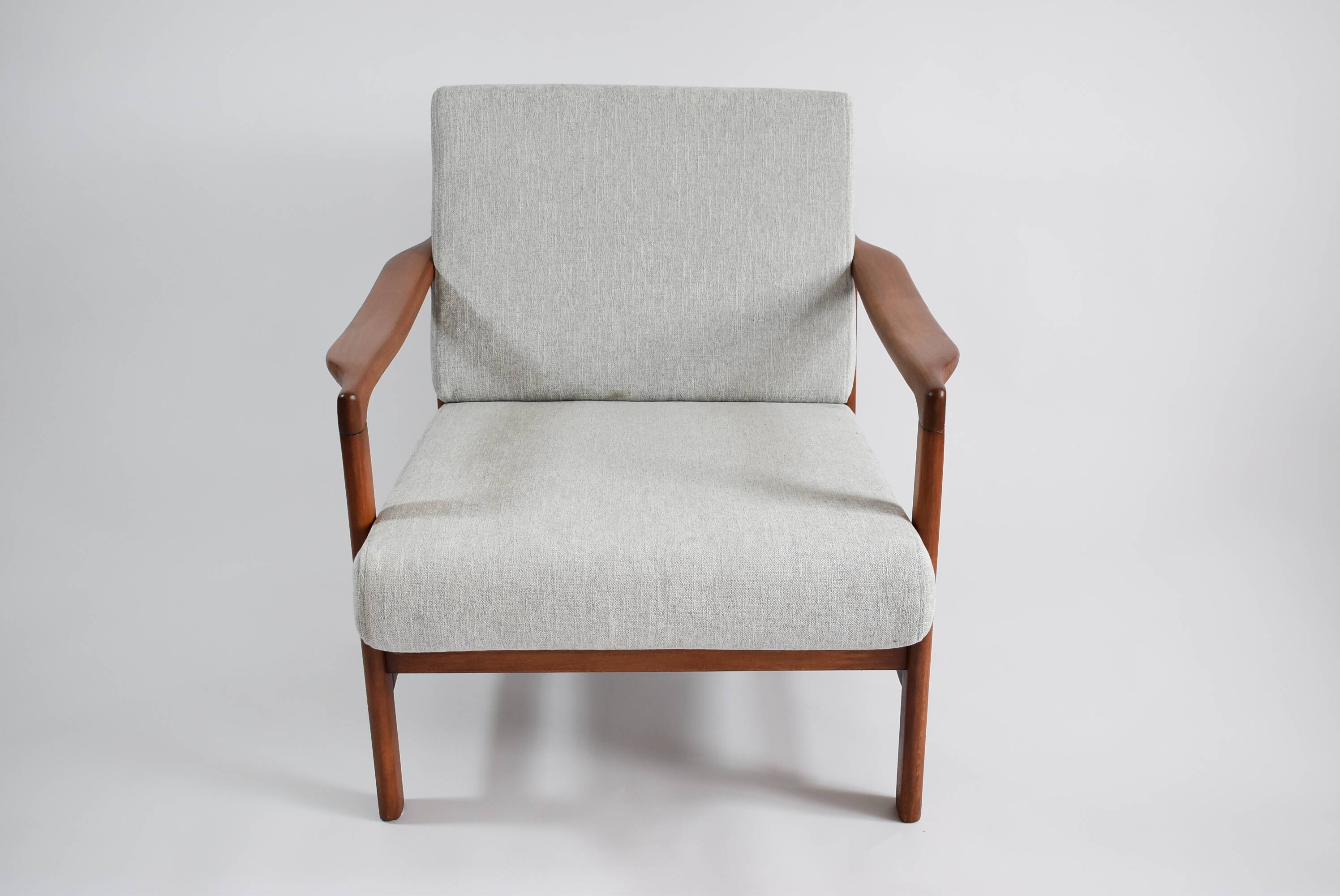 Scandinavian restored armchair Baczyk, 1960s,light grey fabric
