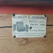 Ancien coffre de marine anglais peint