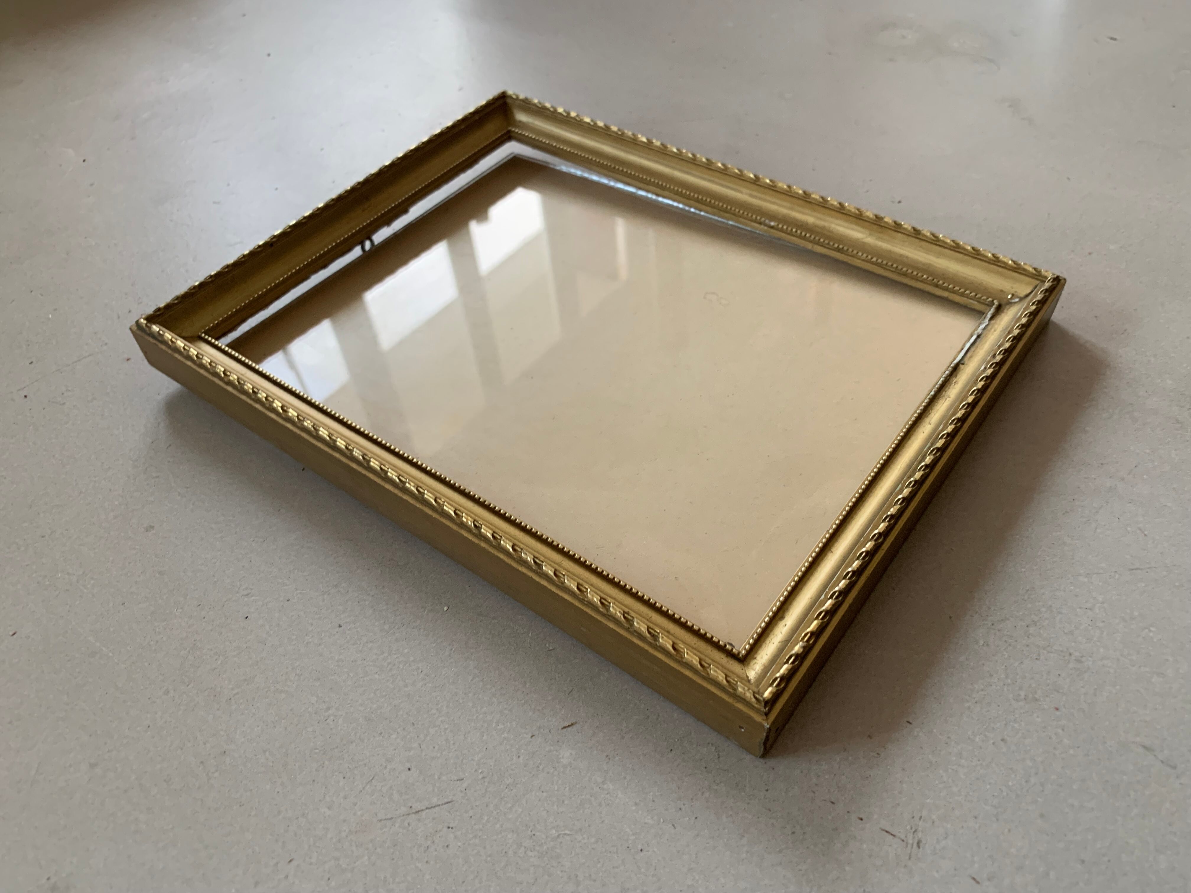 Old gold frame 26x20cm