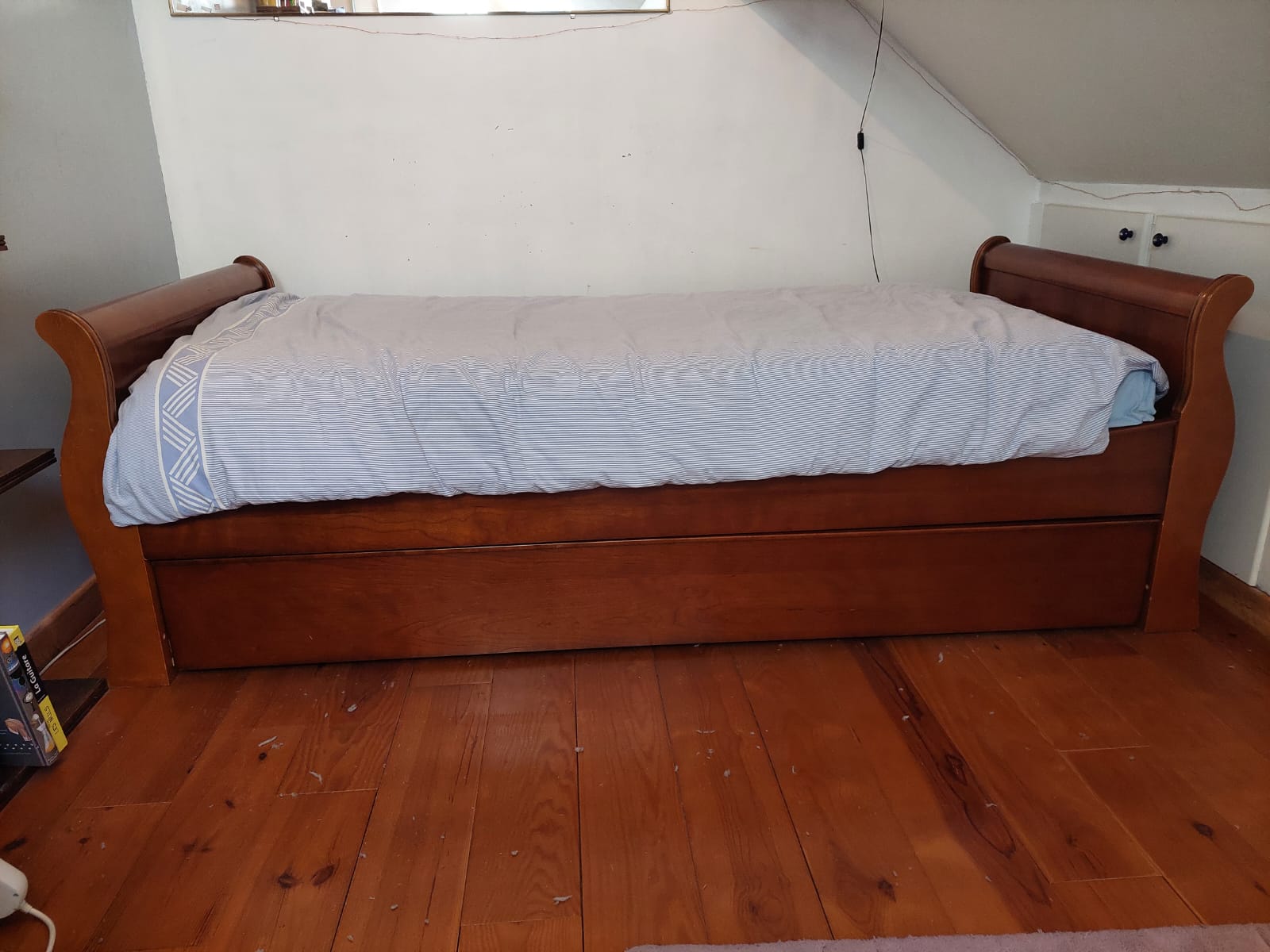Napoleon III bench style pull-out bed (1 place)