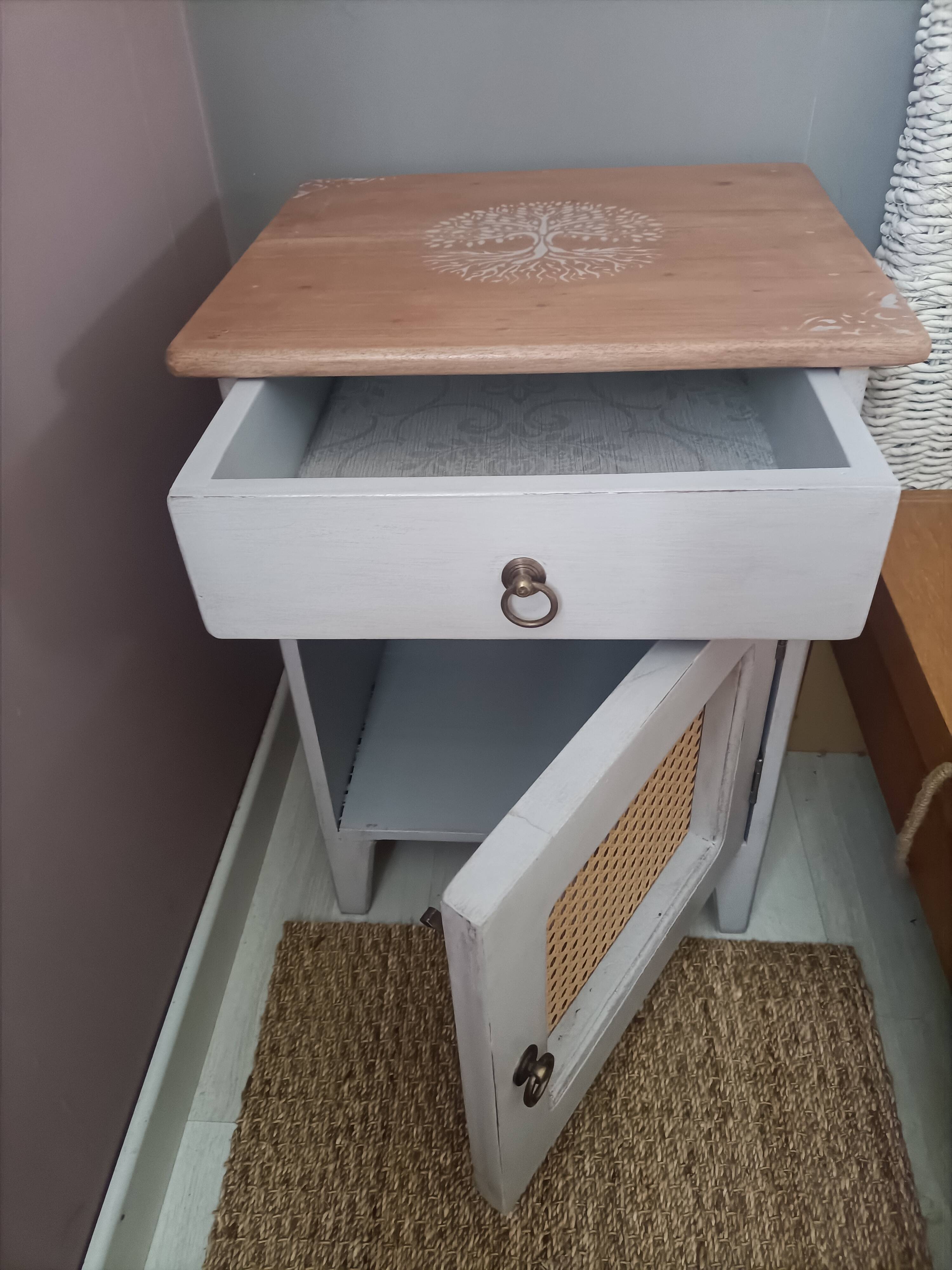 Shabby Chic Bedside Table