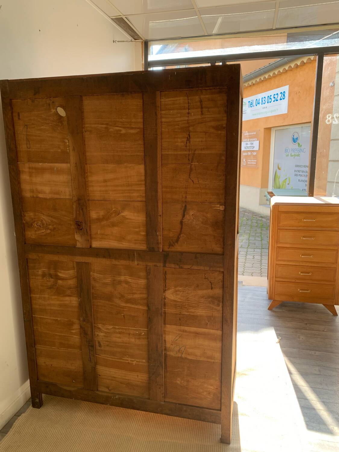 Art Deco glass cabinet