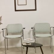 Set de 3 de chaises tubulaires en acier chromé, datant de 1970.Ref Amanda