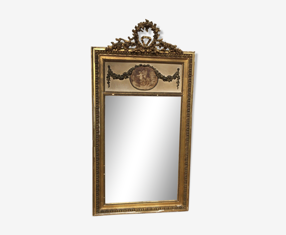 Trumeau aux amour, miroir de style Louis XVl, stuc et bois doré, putti