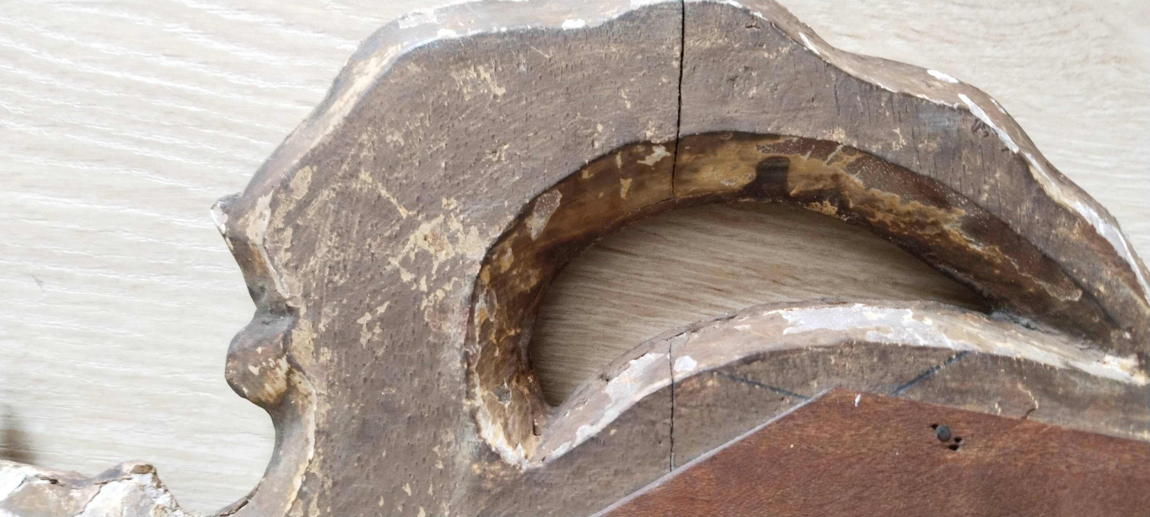 Mirror carved in gilded wood, 19th century