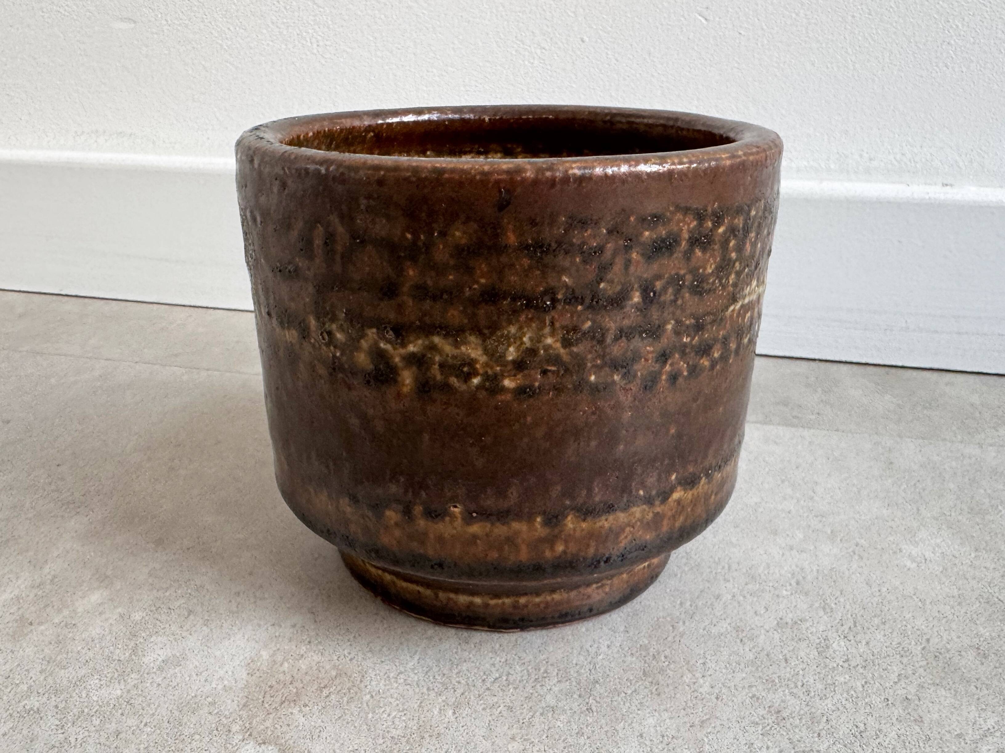 Vintage Zaalberg pottery ceramic planter