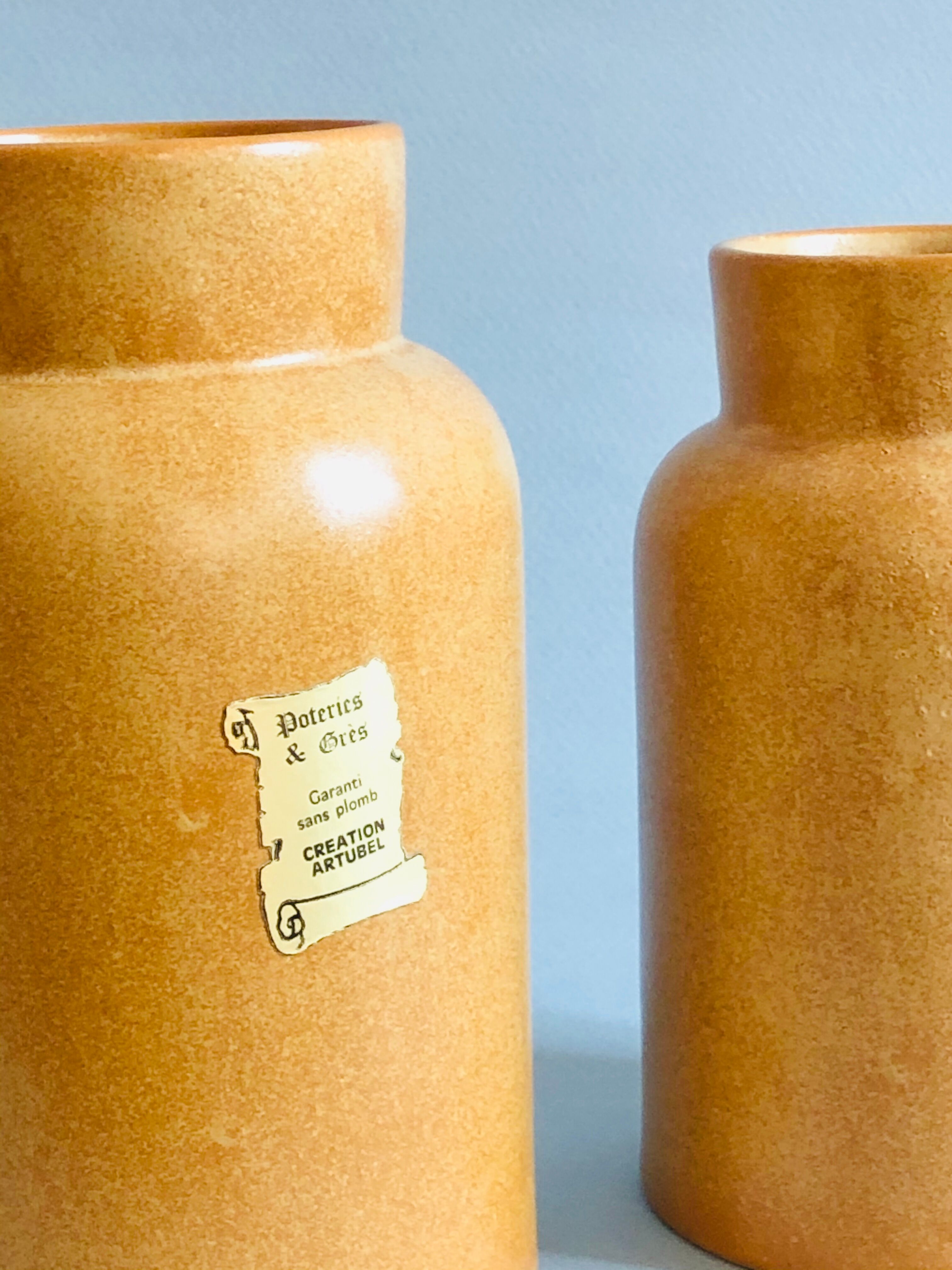 Pair of sandstone pots