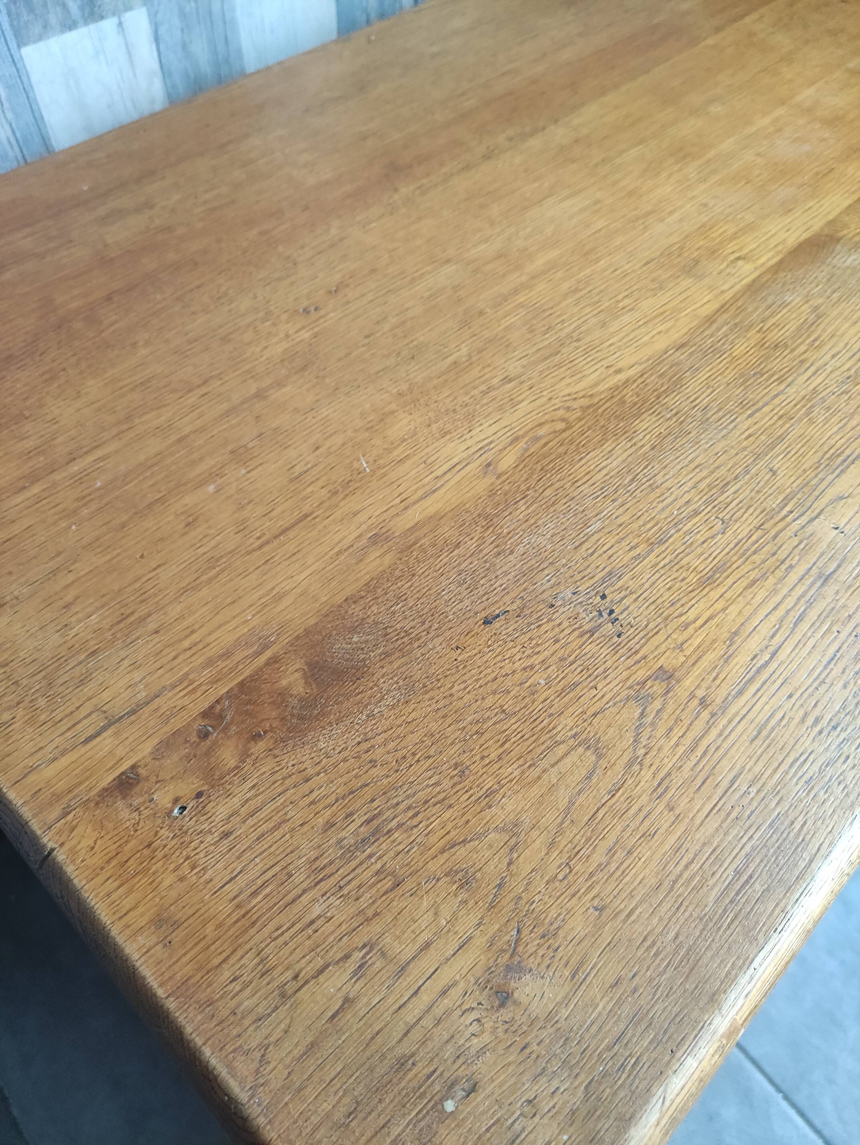 Wooden children's desk around the 60s-70s