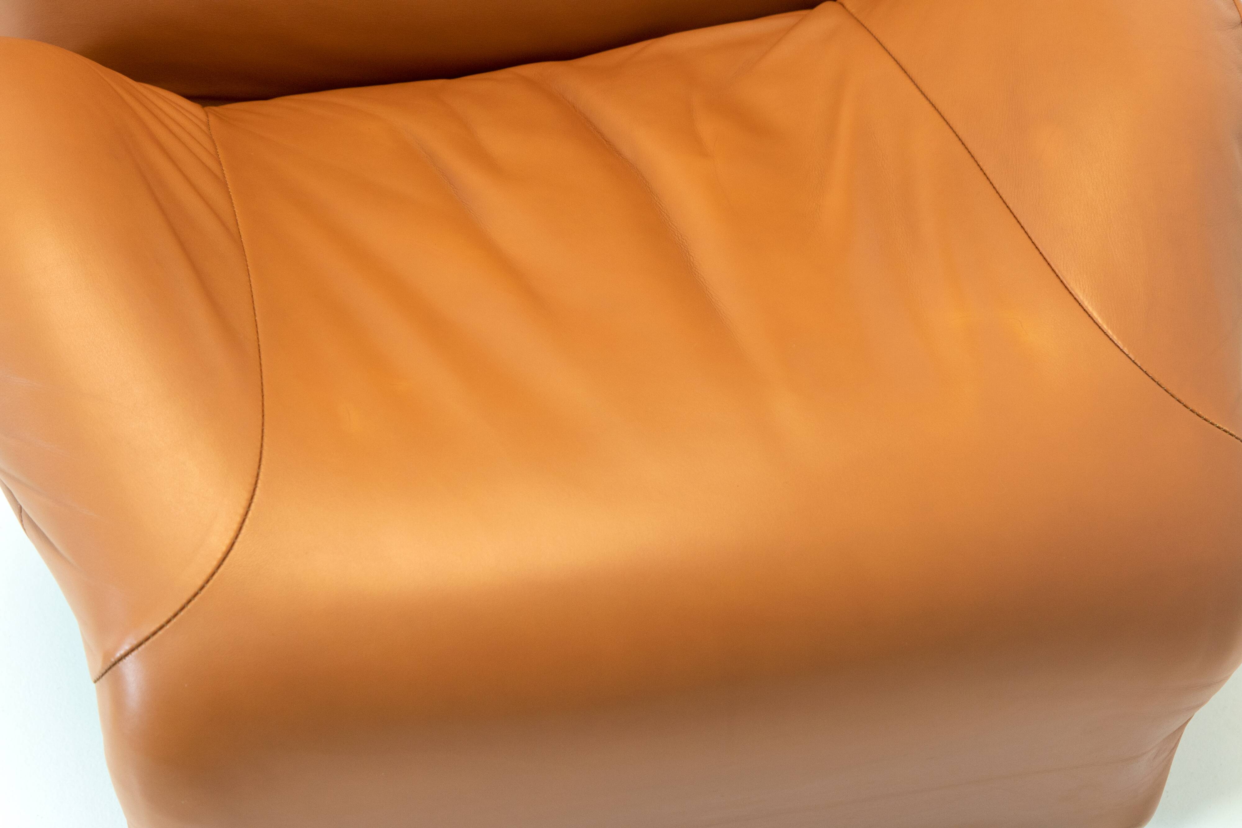 Cassina 111 Wink armchair By Toshiyuki Kita