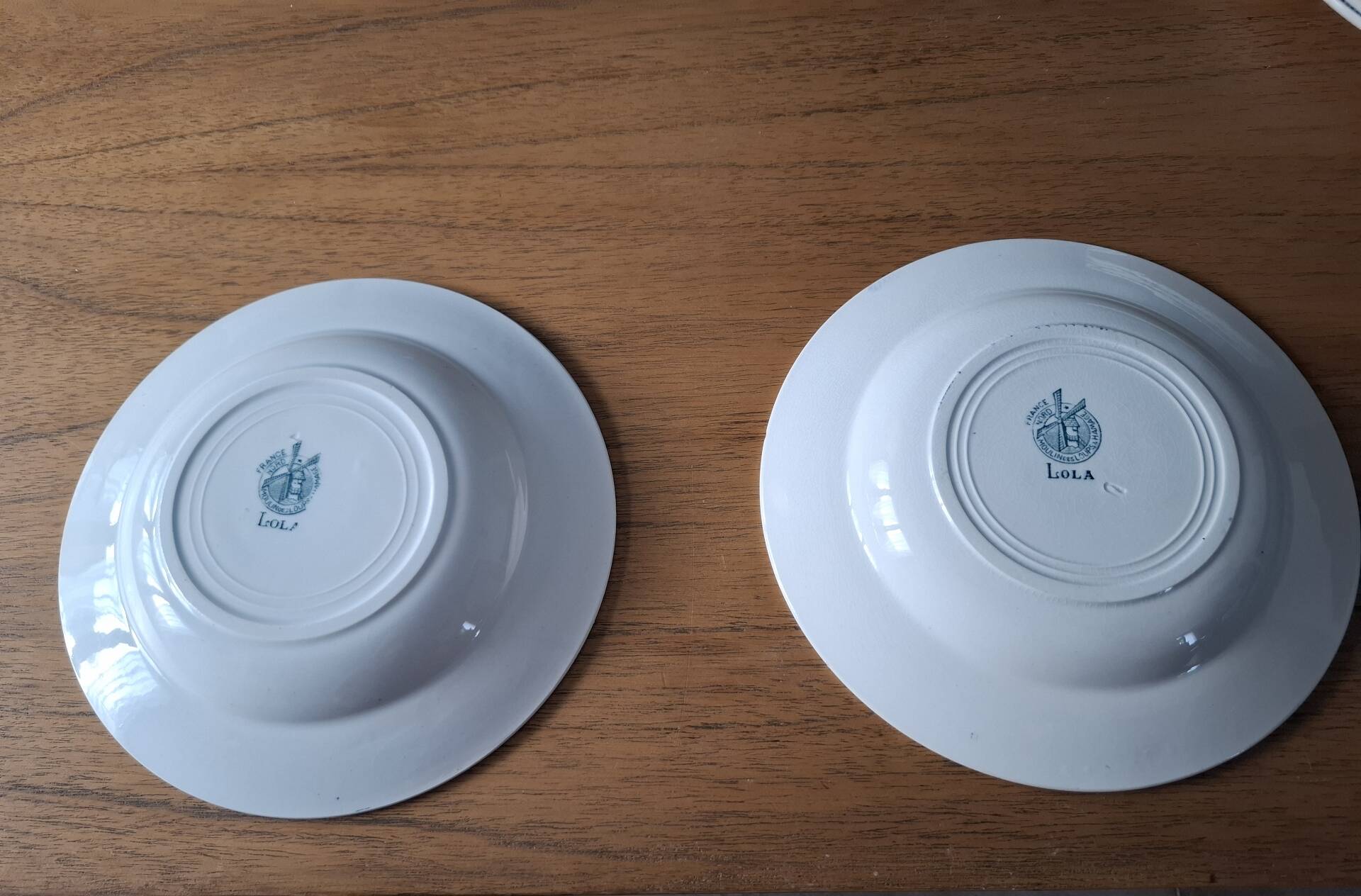 Set of 2 deep plates in ironstone