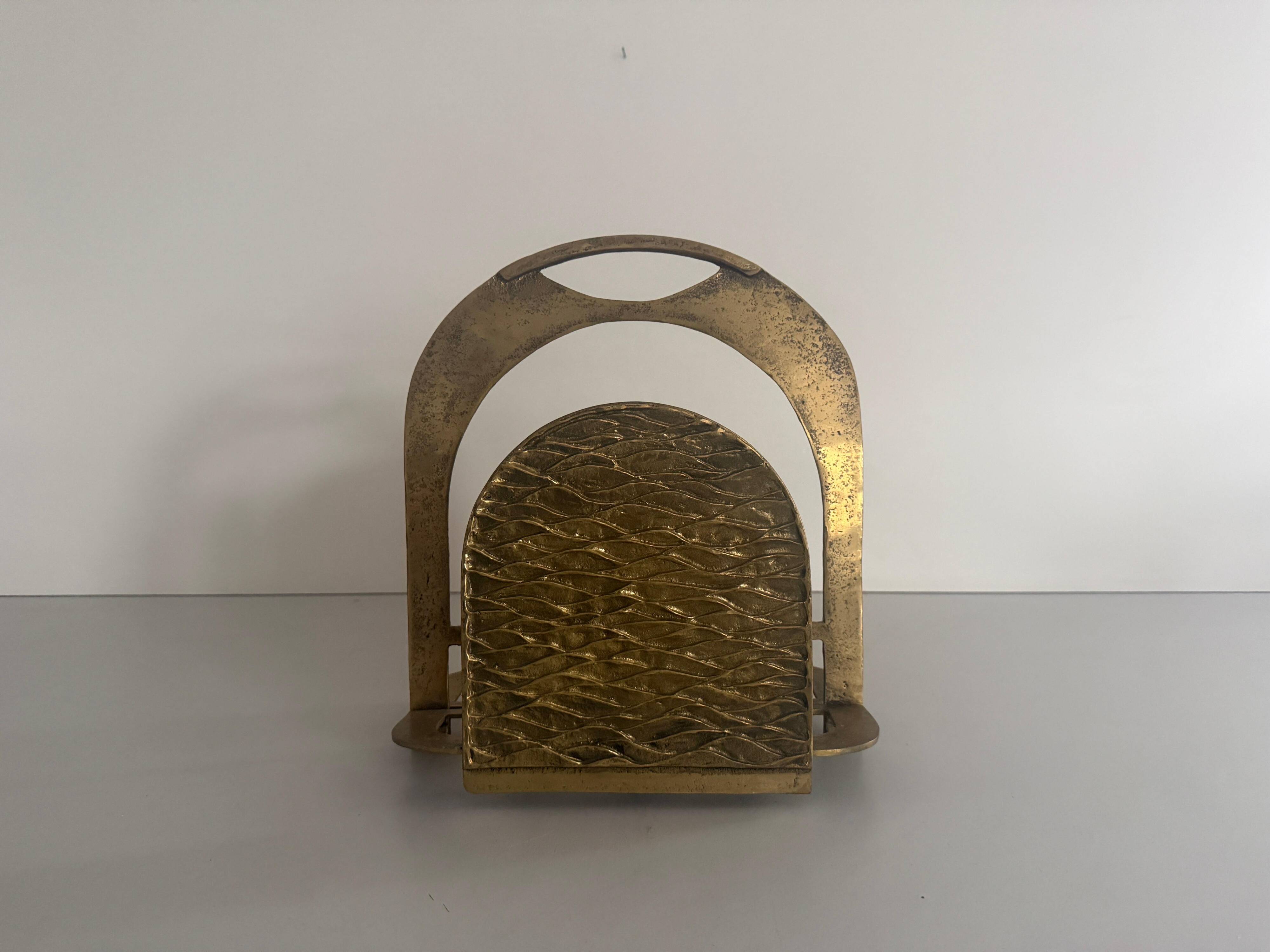 Heavy bronze magazine rack, mid-century modern, 1960, Italy