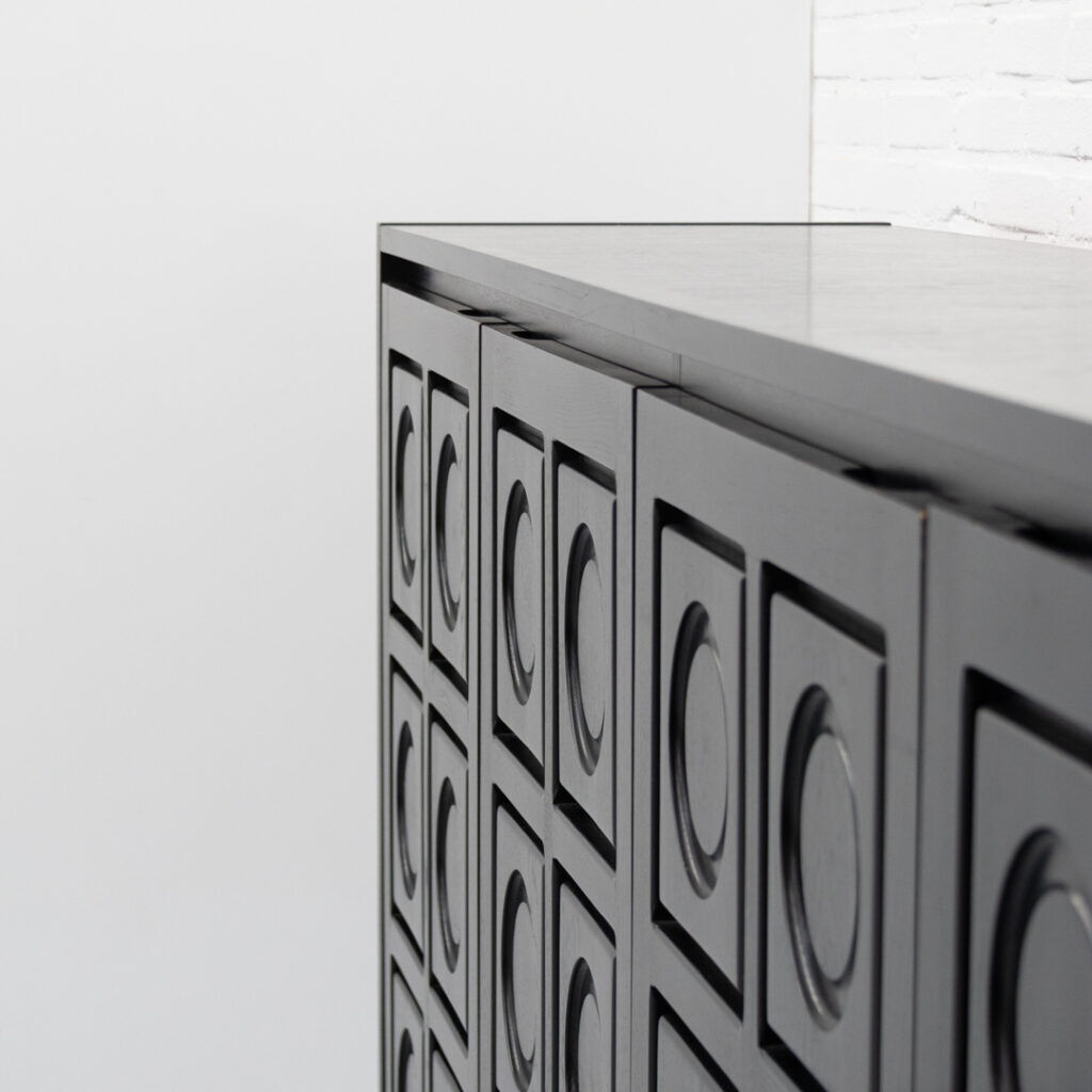 Buffet brutaliste belge des années 1970