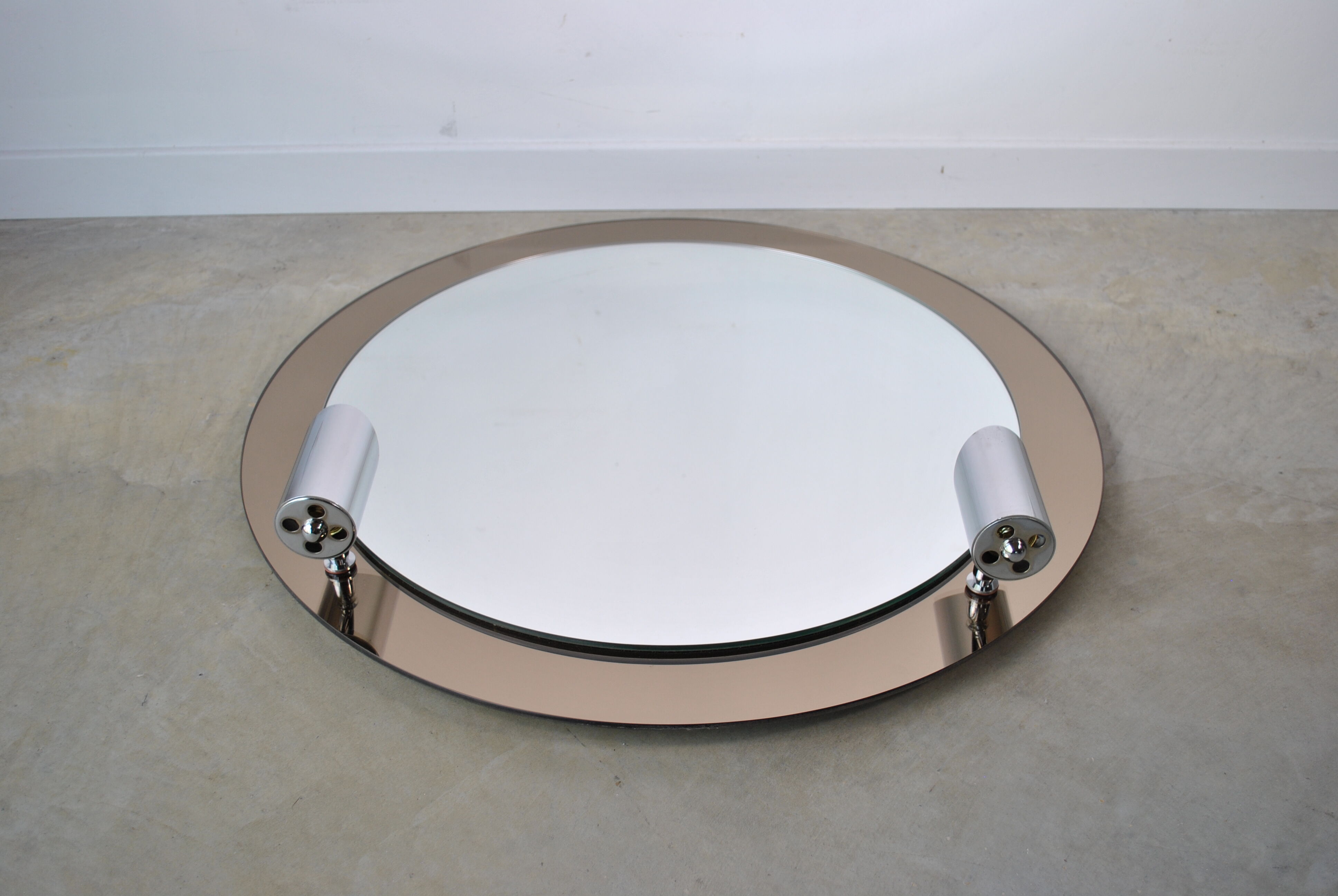 Bathroom mirror year 70