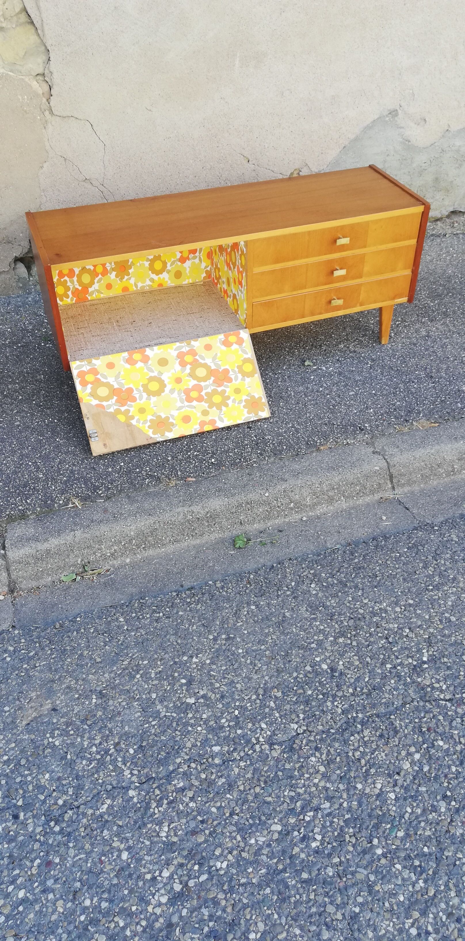 Vintage chest of drawers 3 drawers 1 flap
