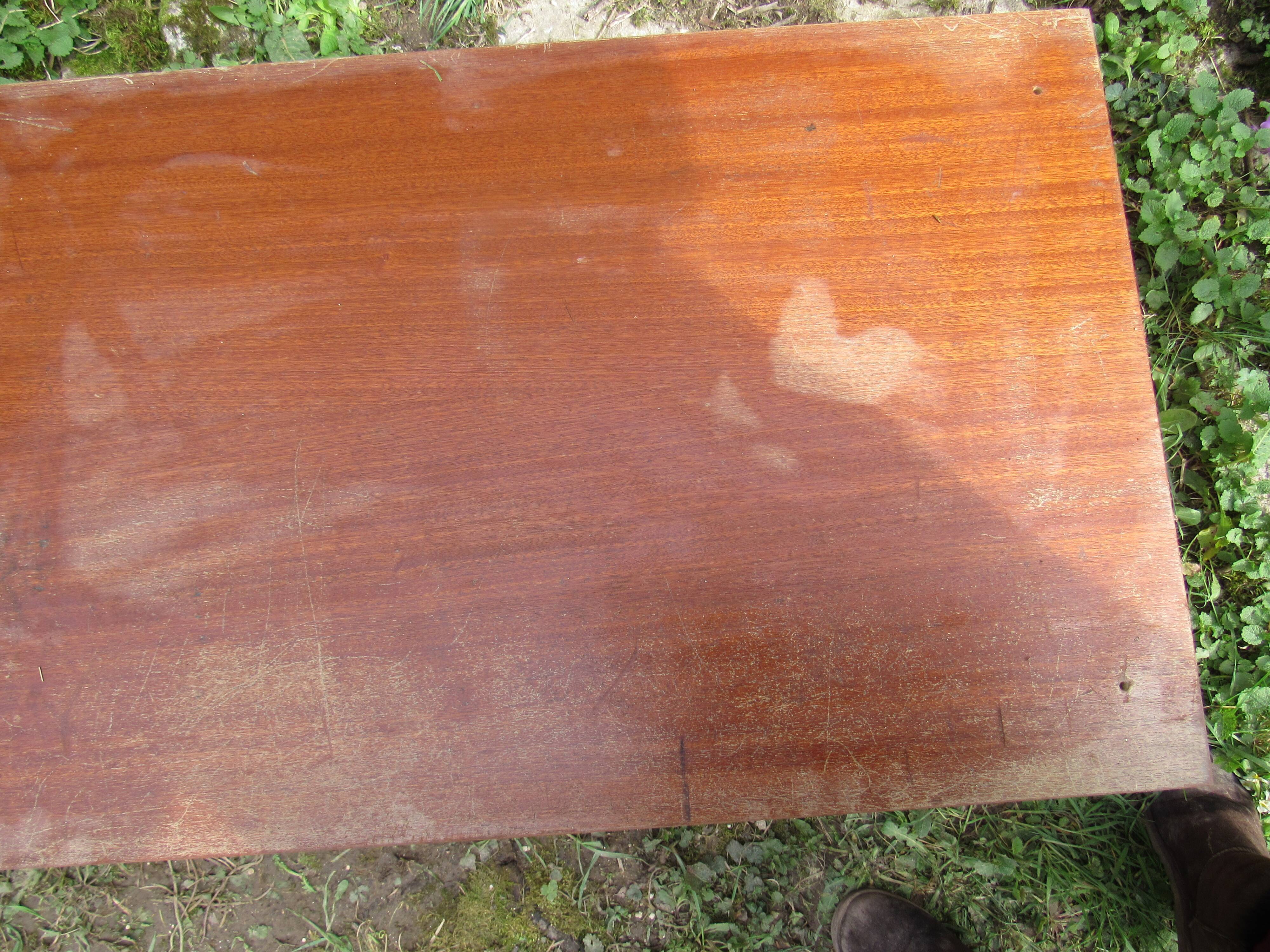 Low chest of drawers