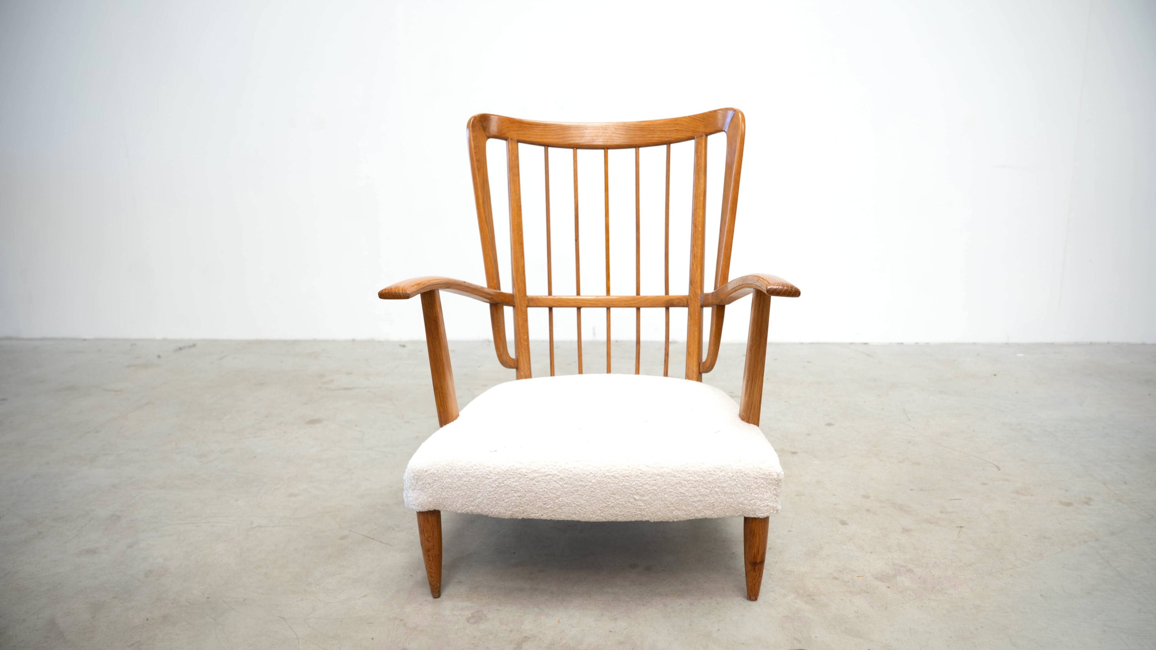 1970's Italian lounge chair inspired by Paolo Buffa