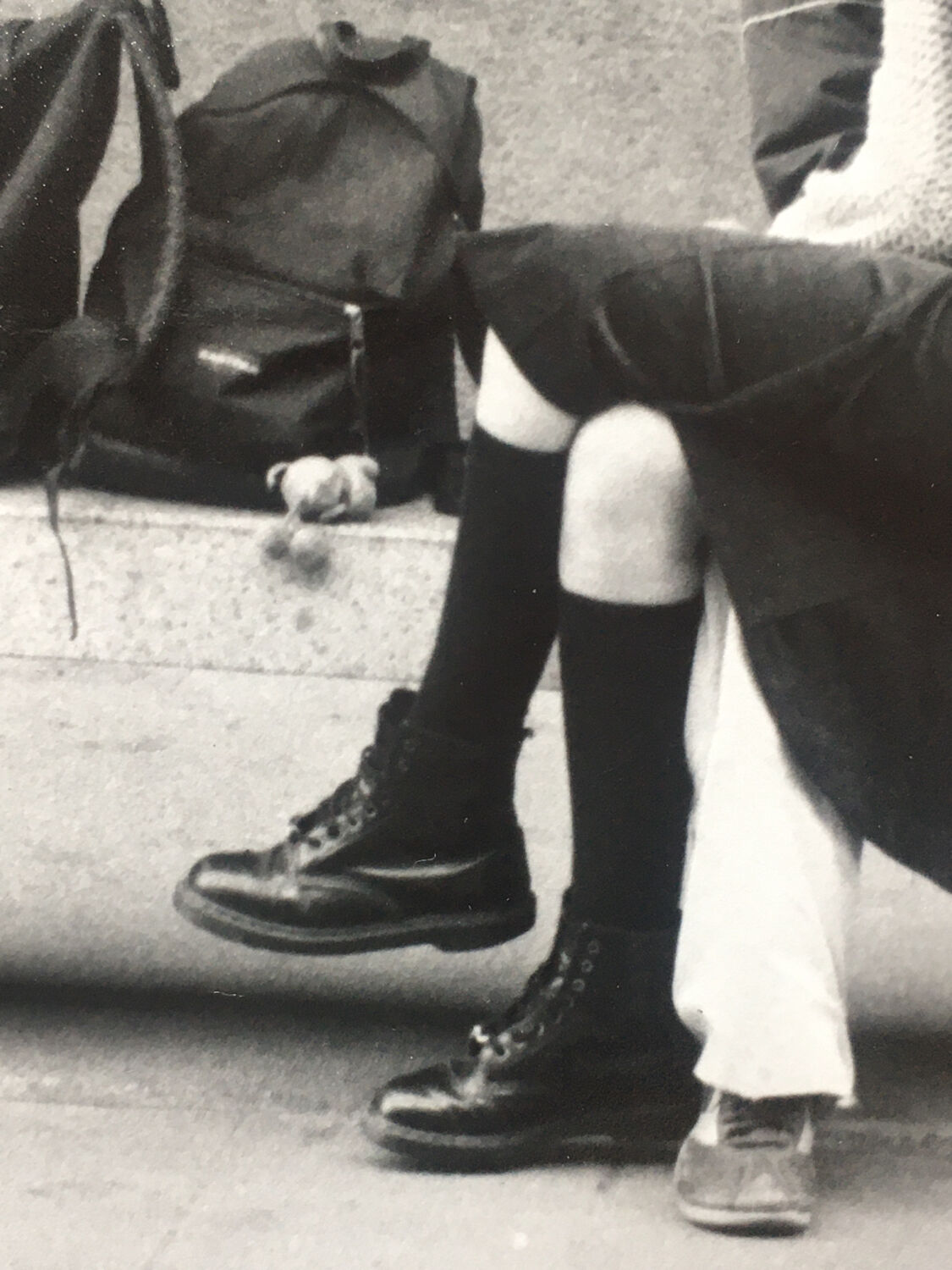 Original print, 2000s, couple in love on a bench