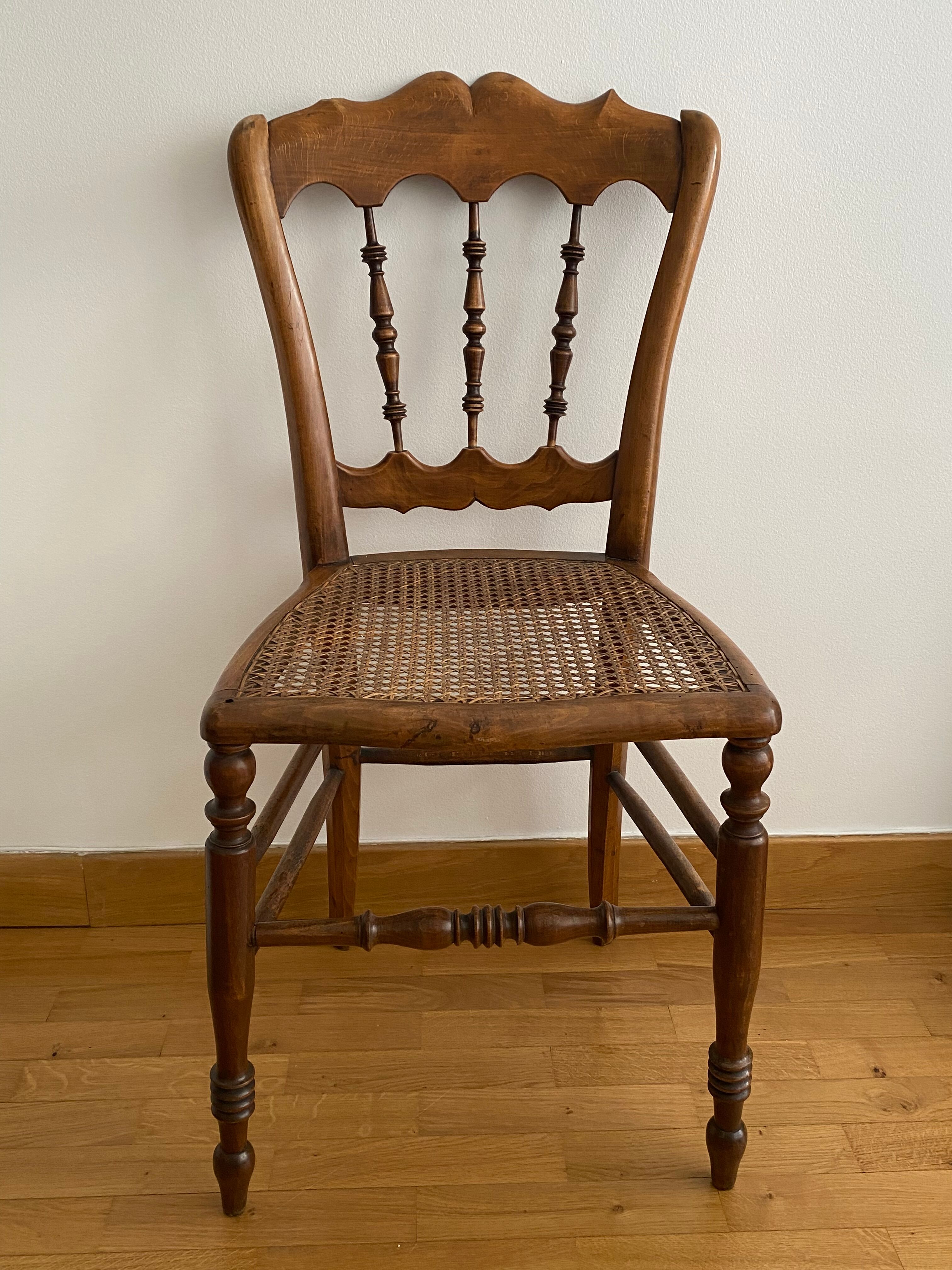 Napoleon III style chair with canning seat