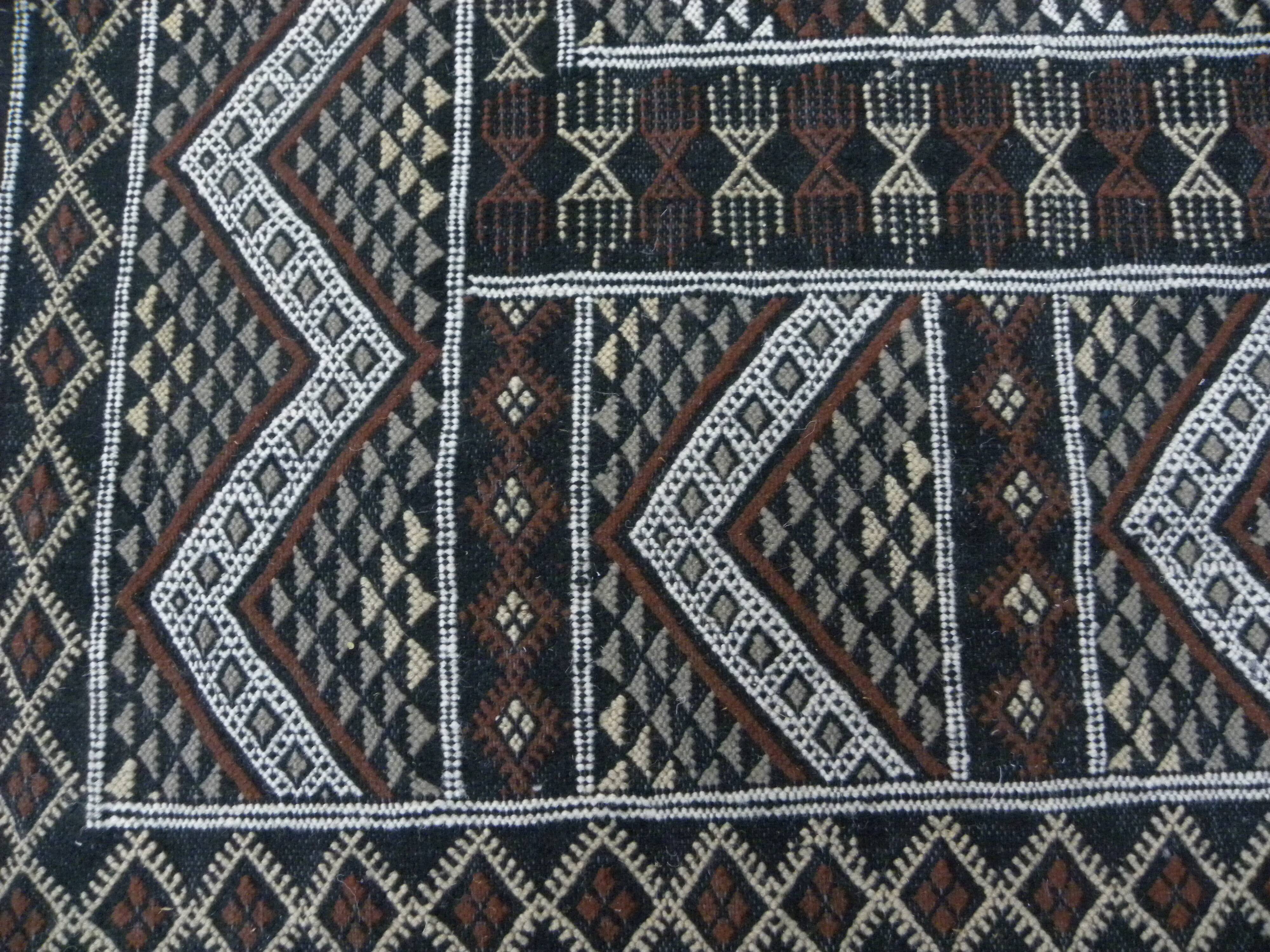 Vintage Berber Carpet Black and Beige Authentic Design Chic Ethnic Style