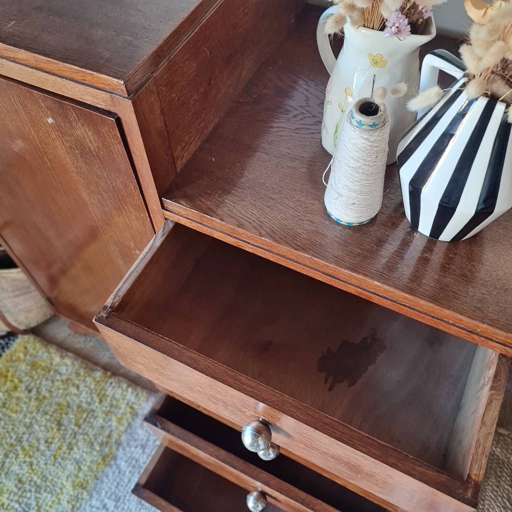 Armoire asymétrique - commode 4 tiroirs