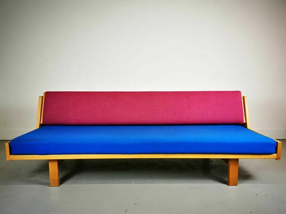 1960’s Hans Wegner Model 258 sofa day bed For Getama