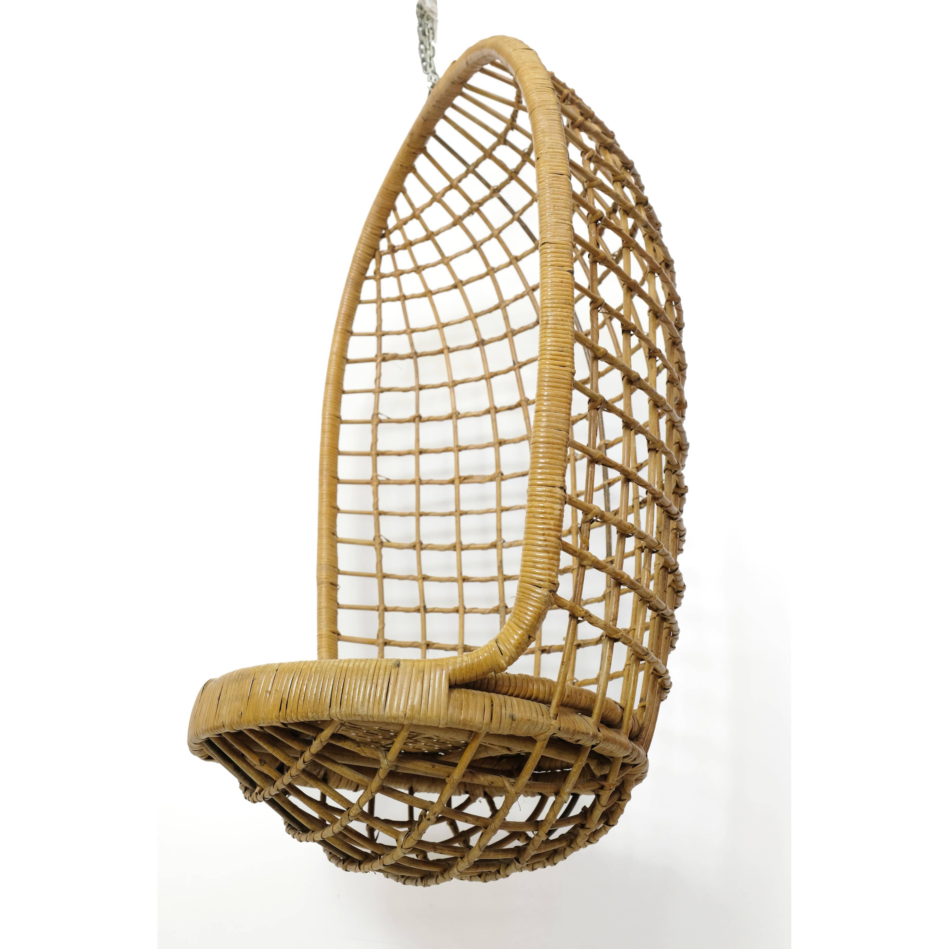 Hanging cocoon chair from the 60s-70s