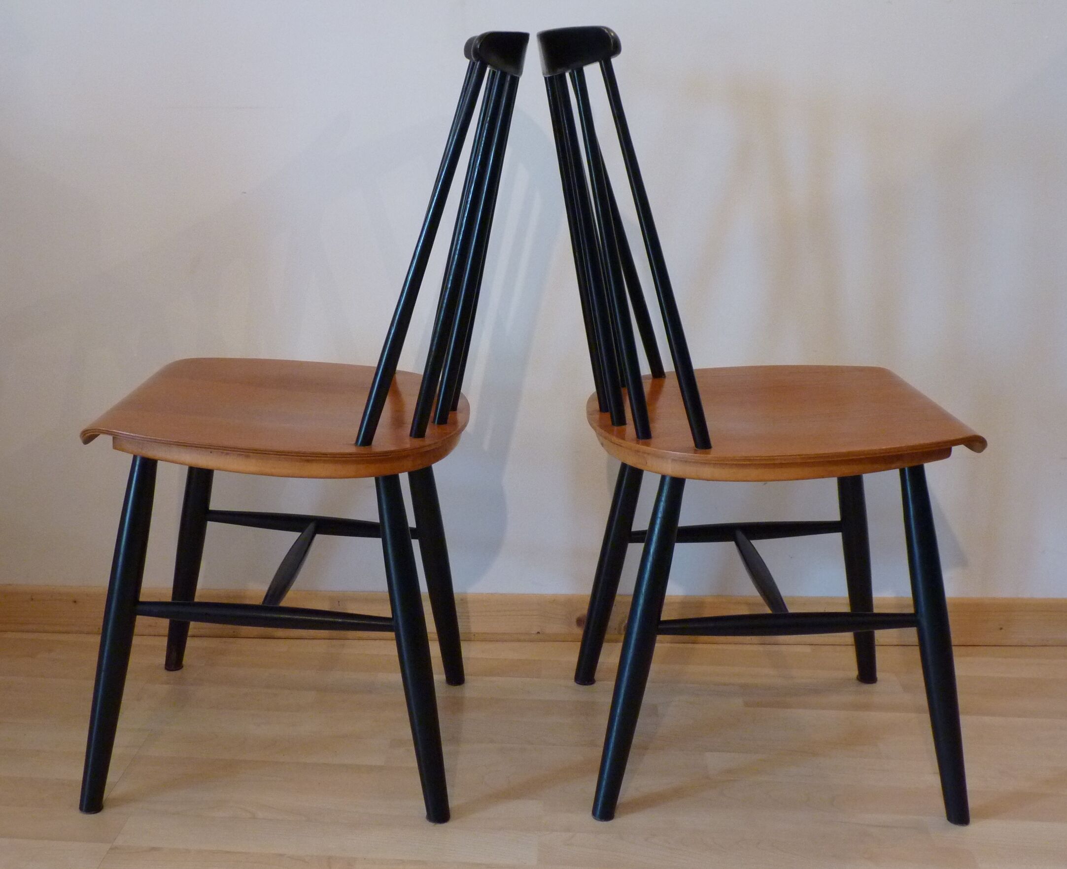 Pair of chairs Fanett design Ilmari Tapiovaara