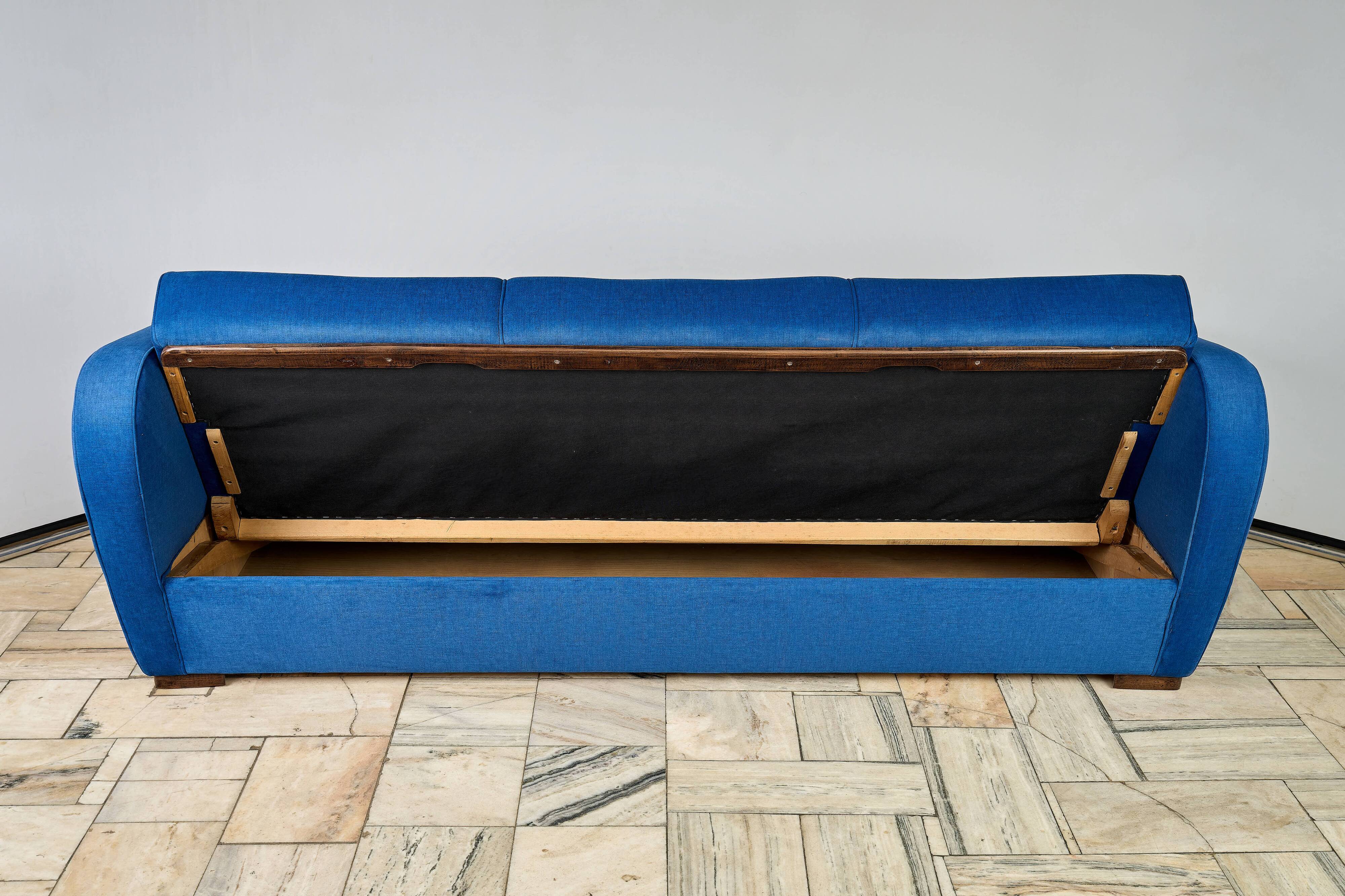 Catalogue art deco sofa H-363 designed by Jindrich Halabala for UP Zavody.