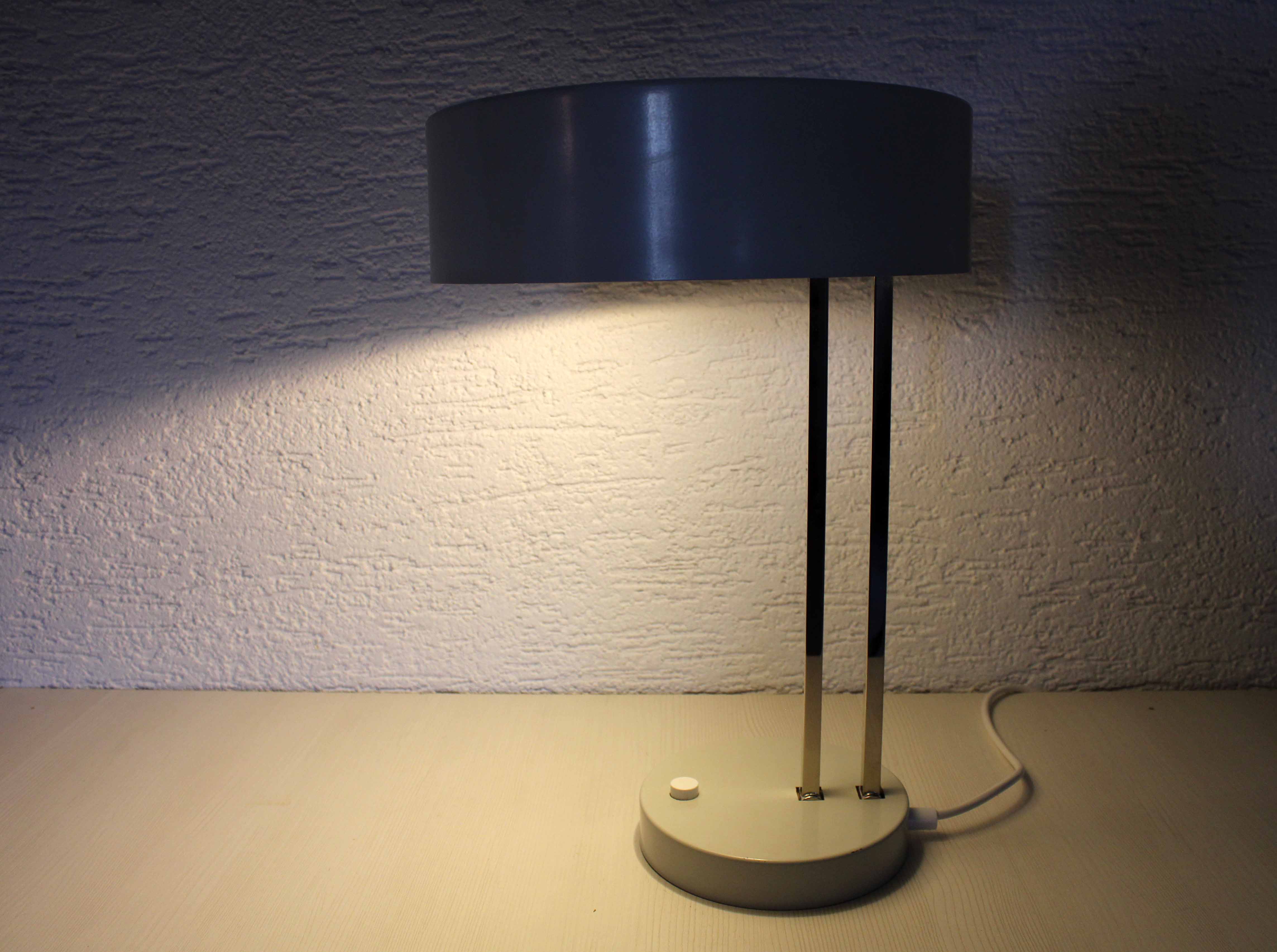 Modernist desk lamp Kaiser Leuchten