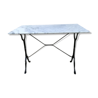 Bistro table in cast iron and white marble 1900