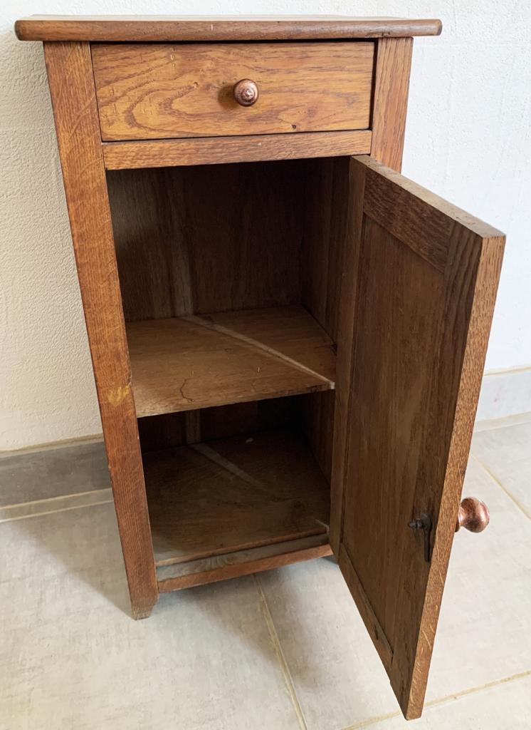 Small vintage wood confectioner