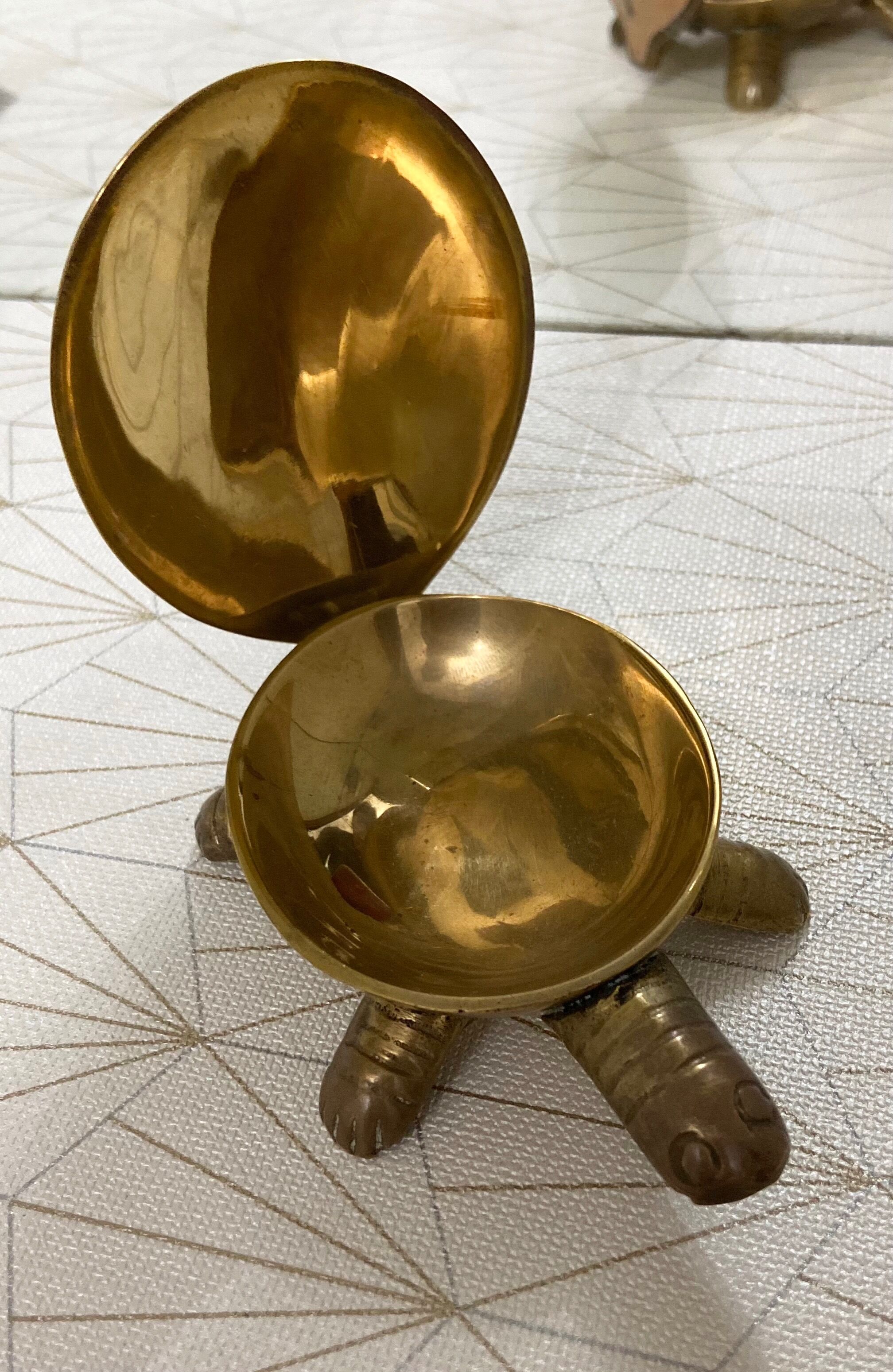 Brass turtle