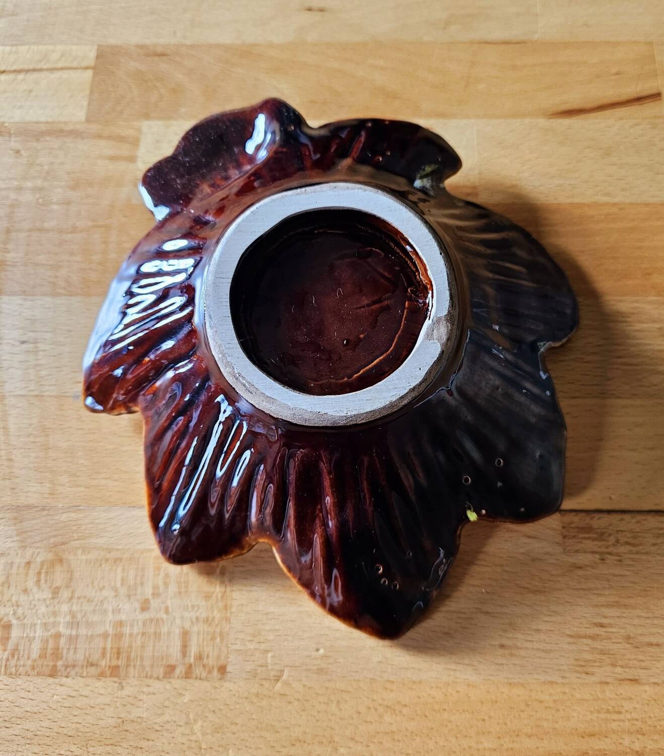 Vallauris leaf pocket empty