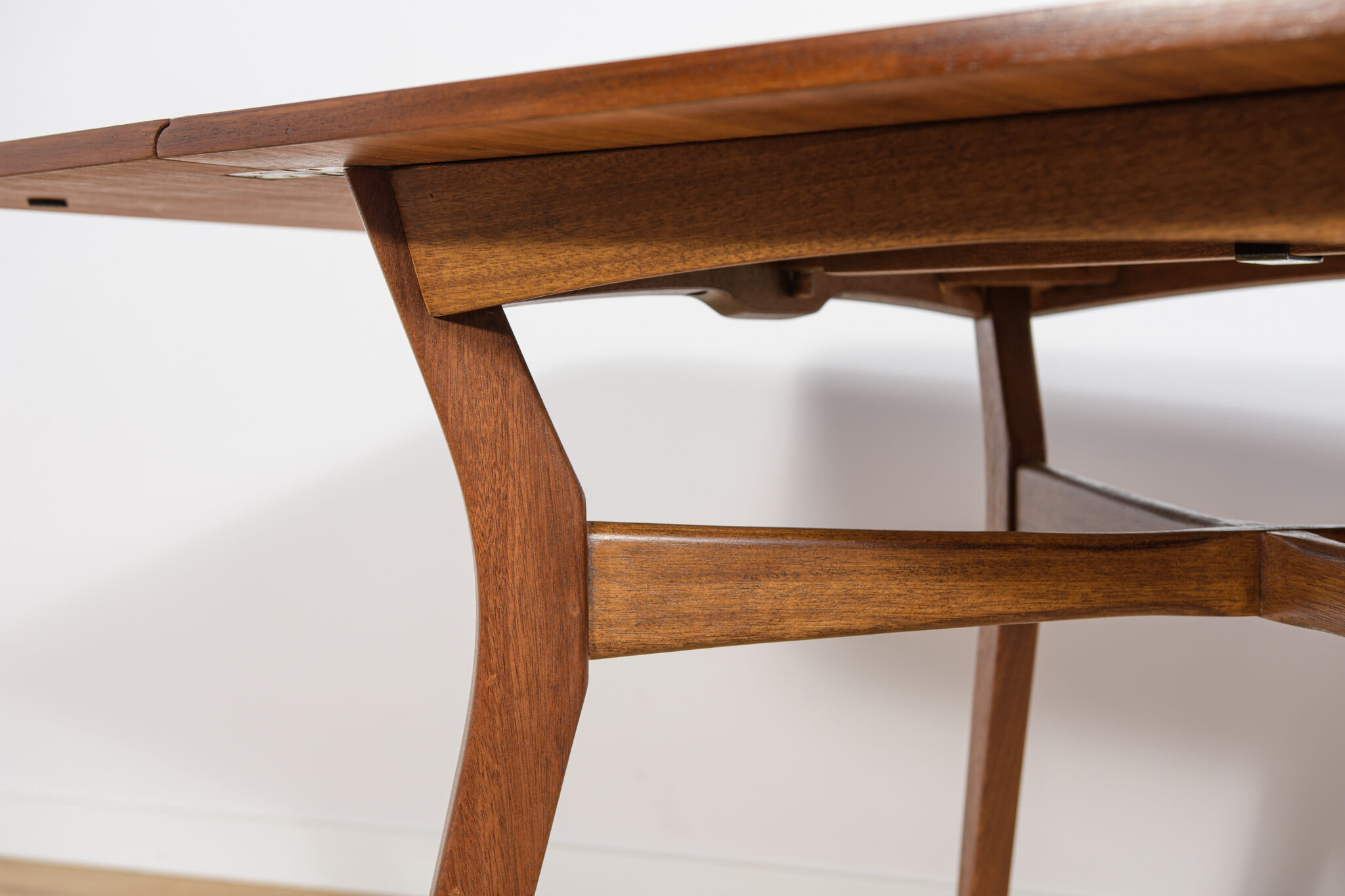 Mid-Century Butterfly Dining Table from G-Plan, United Kingdom, 1950s